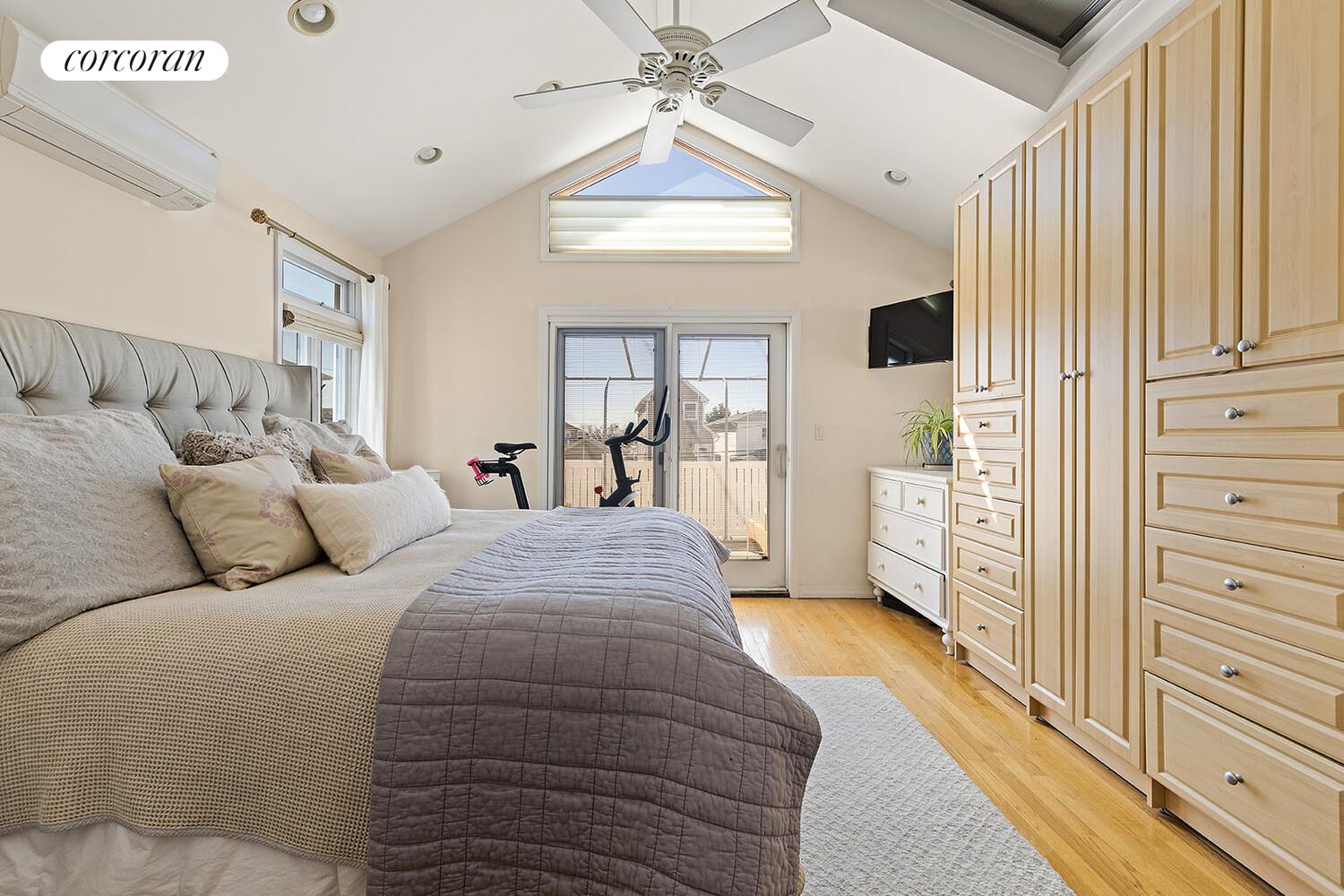 #7 photo, 210 1/2 ROXBURY Avenue, কুইন্‌স Breezy Point , NY 11697