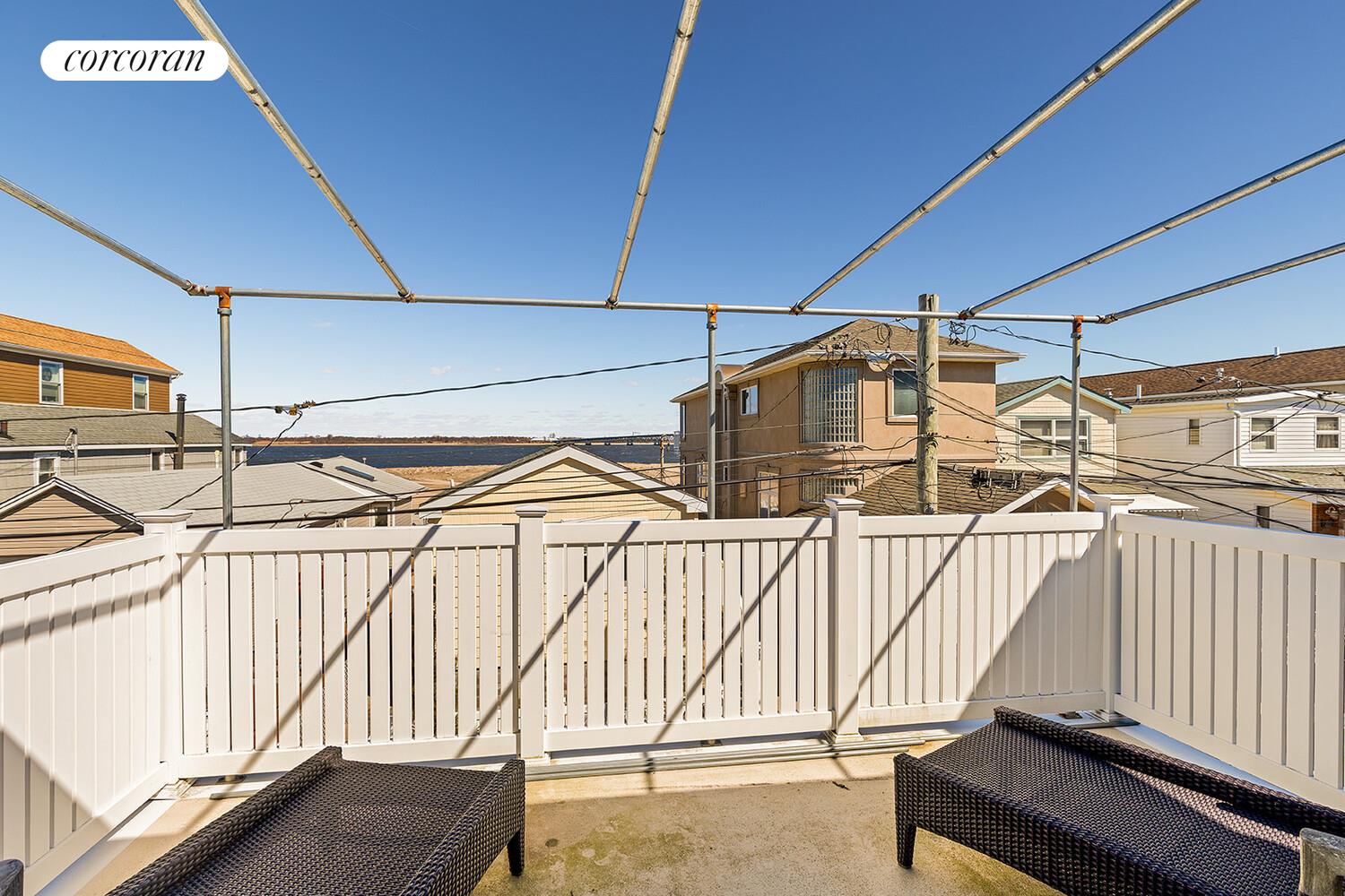 #9 photo, 210 1/2 ROXBURY Avenue, কুইন্‌স Breezy Point , NY 11697