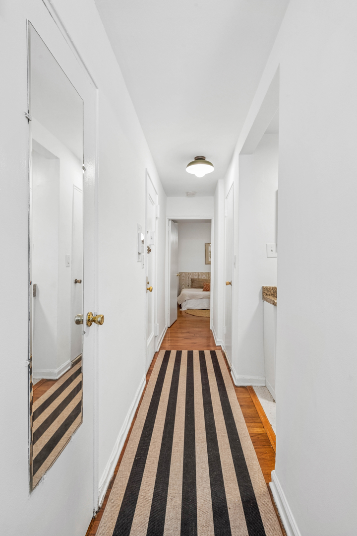 #8 photo, 431 W 54TH Street, Hell's Kitchen , NY 10019