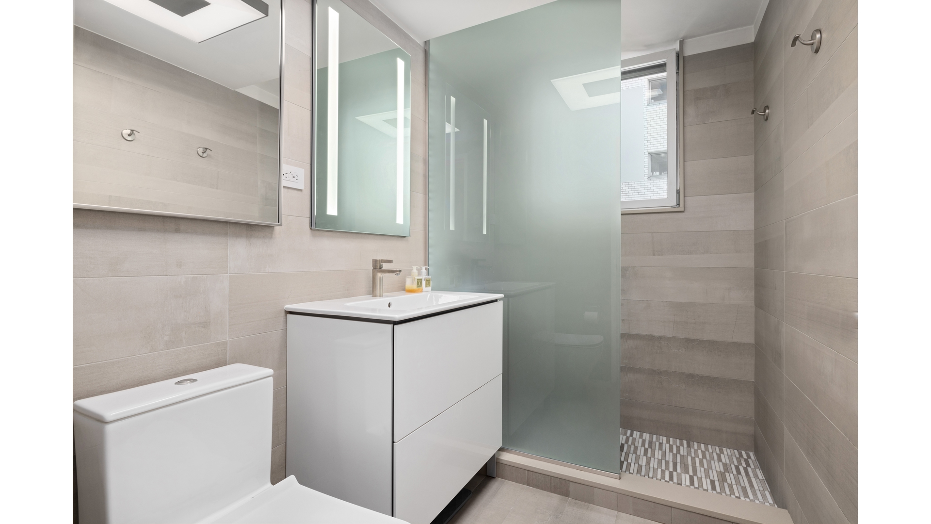 #7 photo, 45 SUTTON Place S, Sutton Place , NY 10022