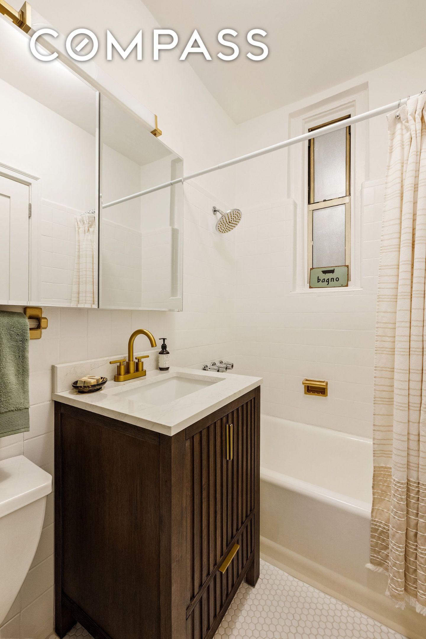 #5 photo, 326 E 73rd Street, Lenox Hill , NY 10021