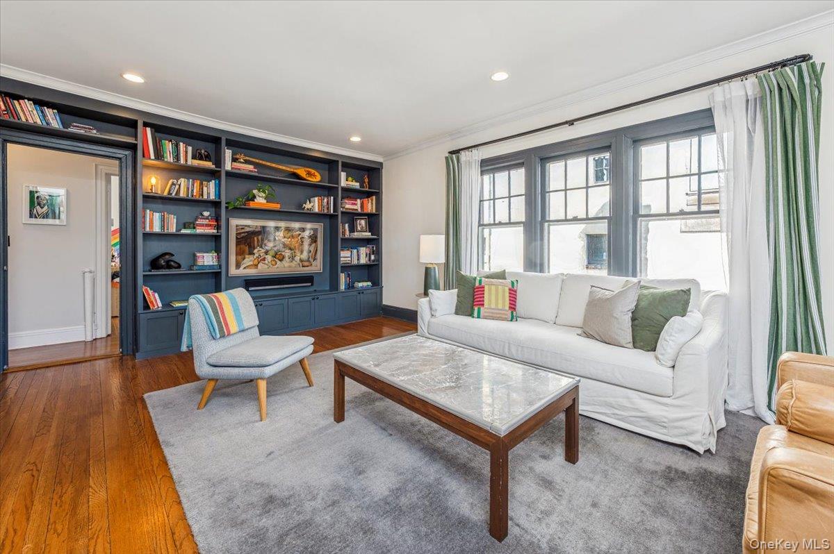 #9 photo, 21 Kent Avenue, Hastings-on-Hudson , NY 10706