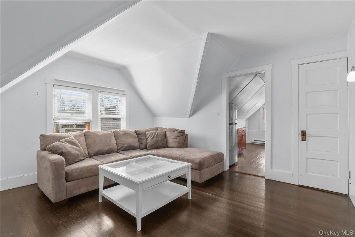 #12 photo, 7 Oak Avenue, Tuckahoe , NY 10707