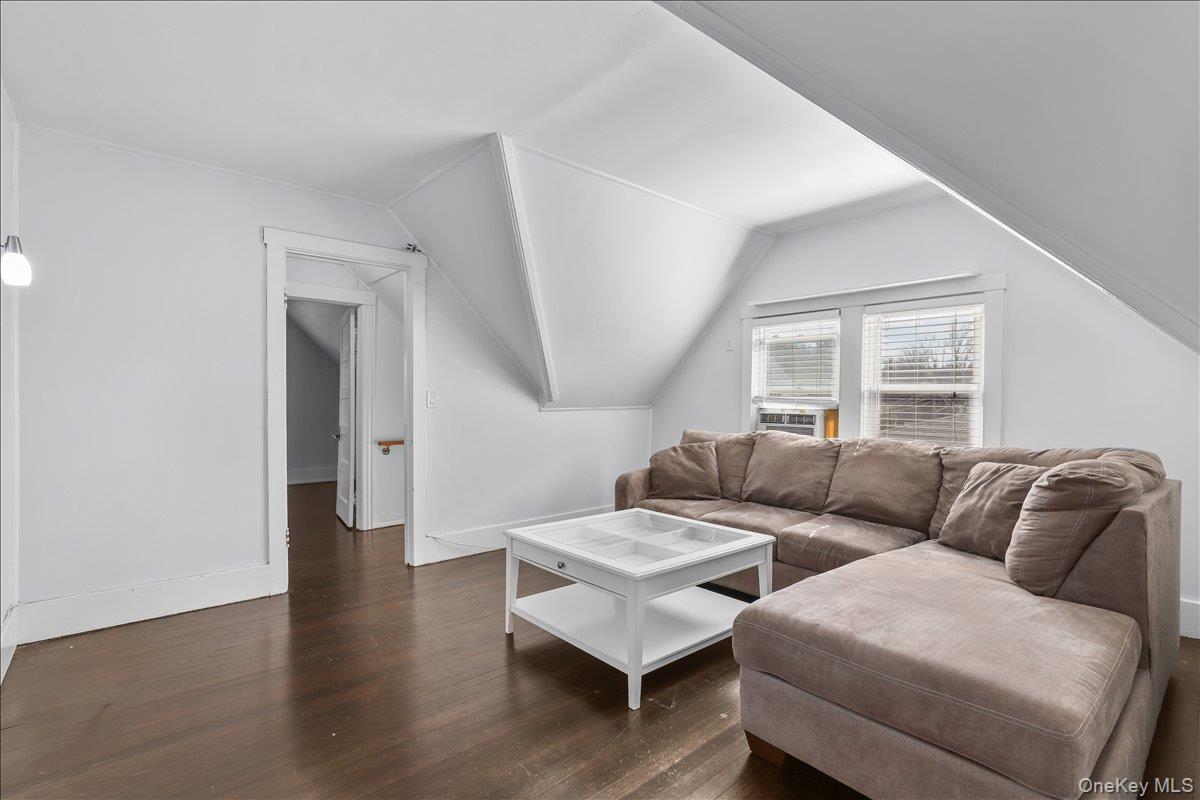 #13 photo, 7 Oak Avenue, Tuckahoe , NY 10707