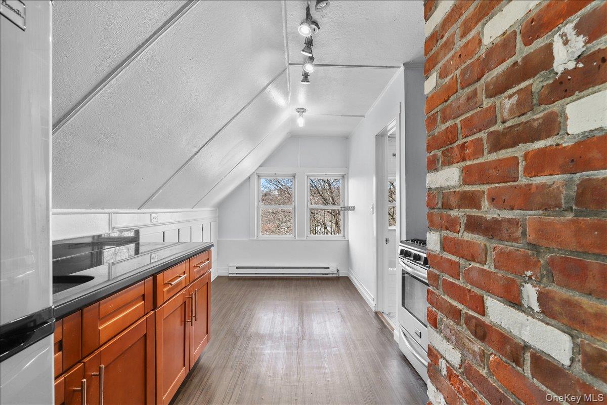 #4 photo, 7 Oak Avenue, Tuckahoe , NY 10707