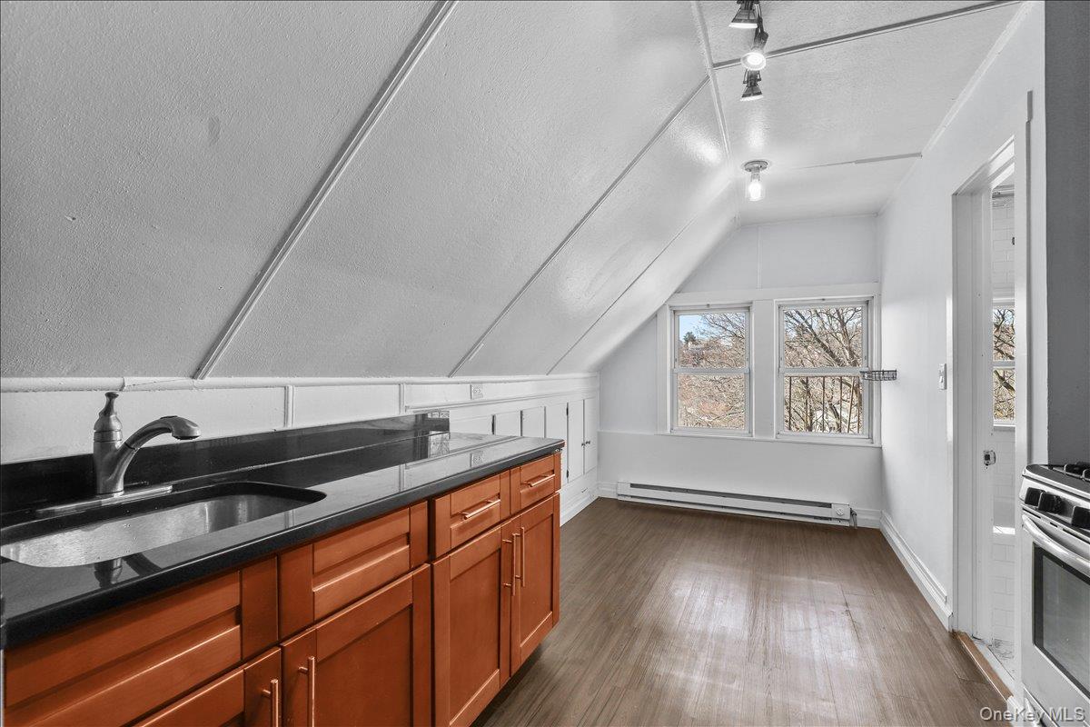 #5 photo, 7 Oak Avenue, Tuckahoe , NY 10707