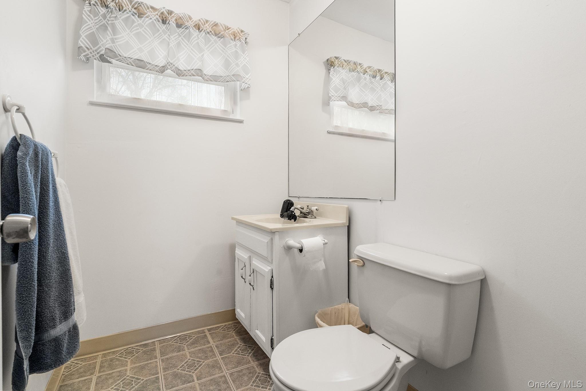 #11 photo, 9 Hill View Road, New Windsor , NY 12553