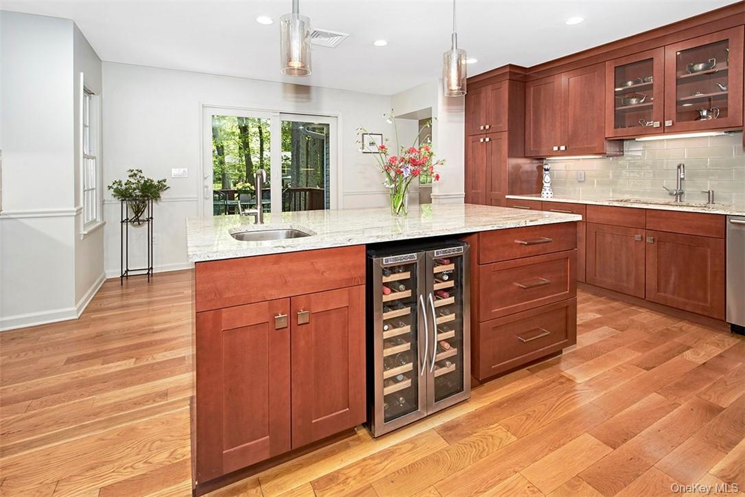 #11 photo, 21 Douglas Circle, Rye , NY 10580