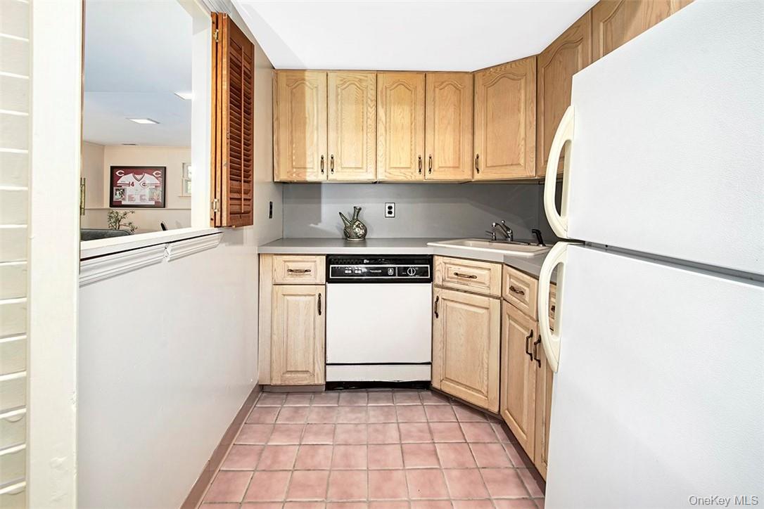 #20 photo, 21 Douglas Circle, Rye , NY 10580