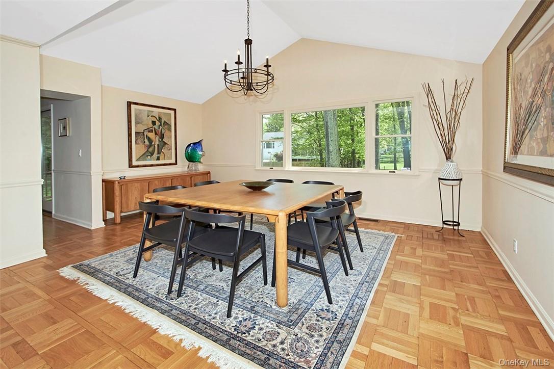 #7 photo, 21 Douglas Circle, Rye , NY 10580