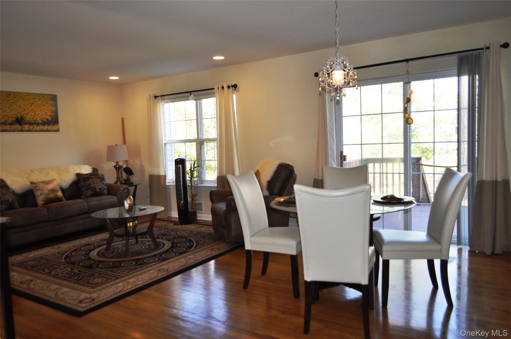 #5 photo, 162 Pinebrook Drive, Hyde Park , NY 12538