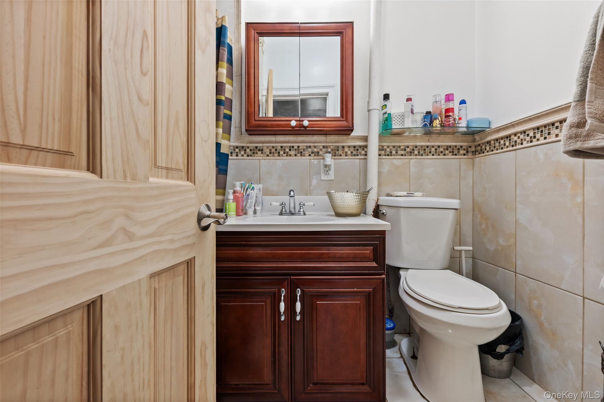 #6 photo, 3158 Decatur Avenue, Bronx , NY 10467