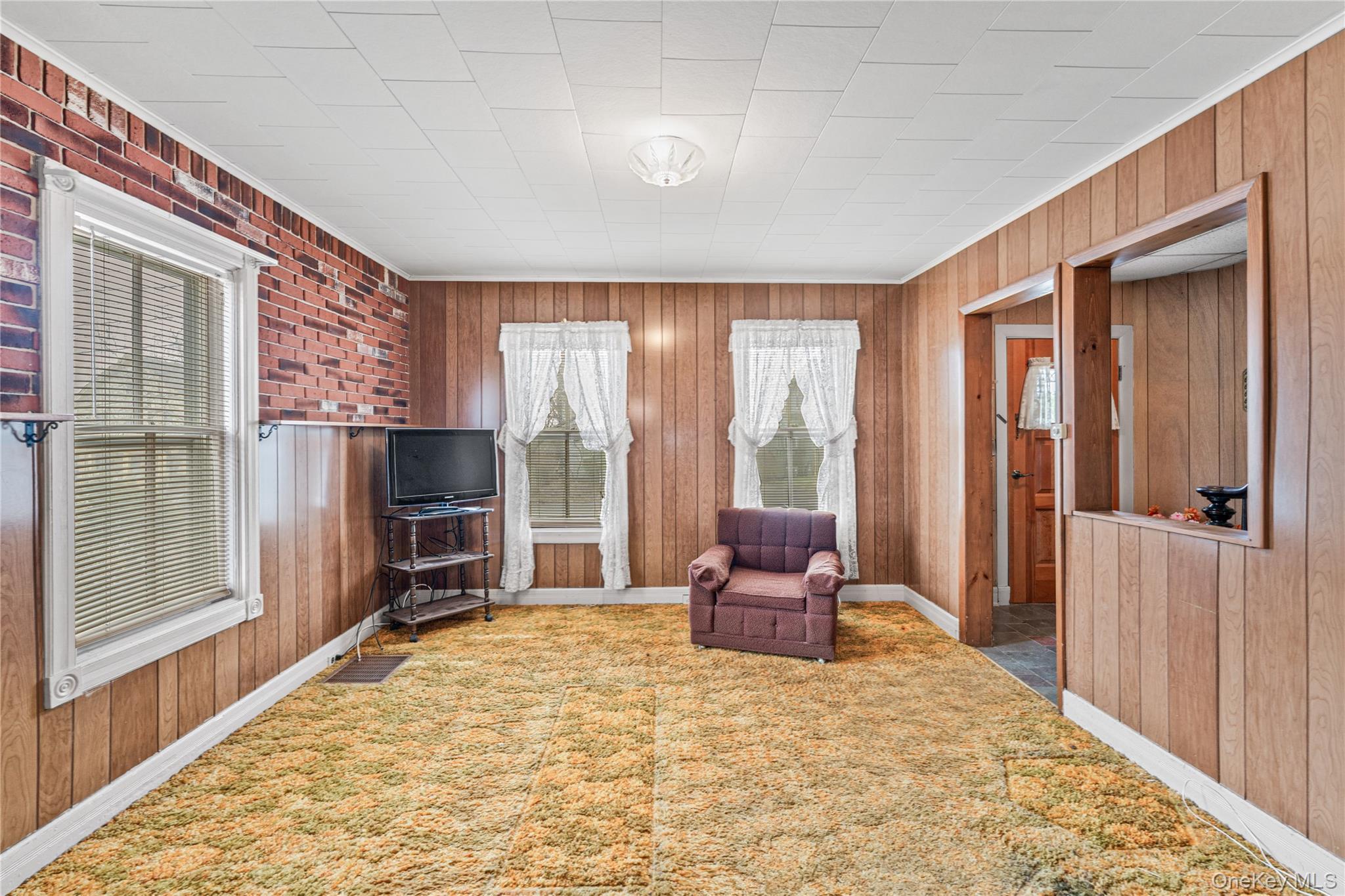 #9 photo, 247 W Chestnut Street, Kingston , NY 12401