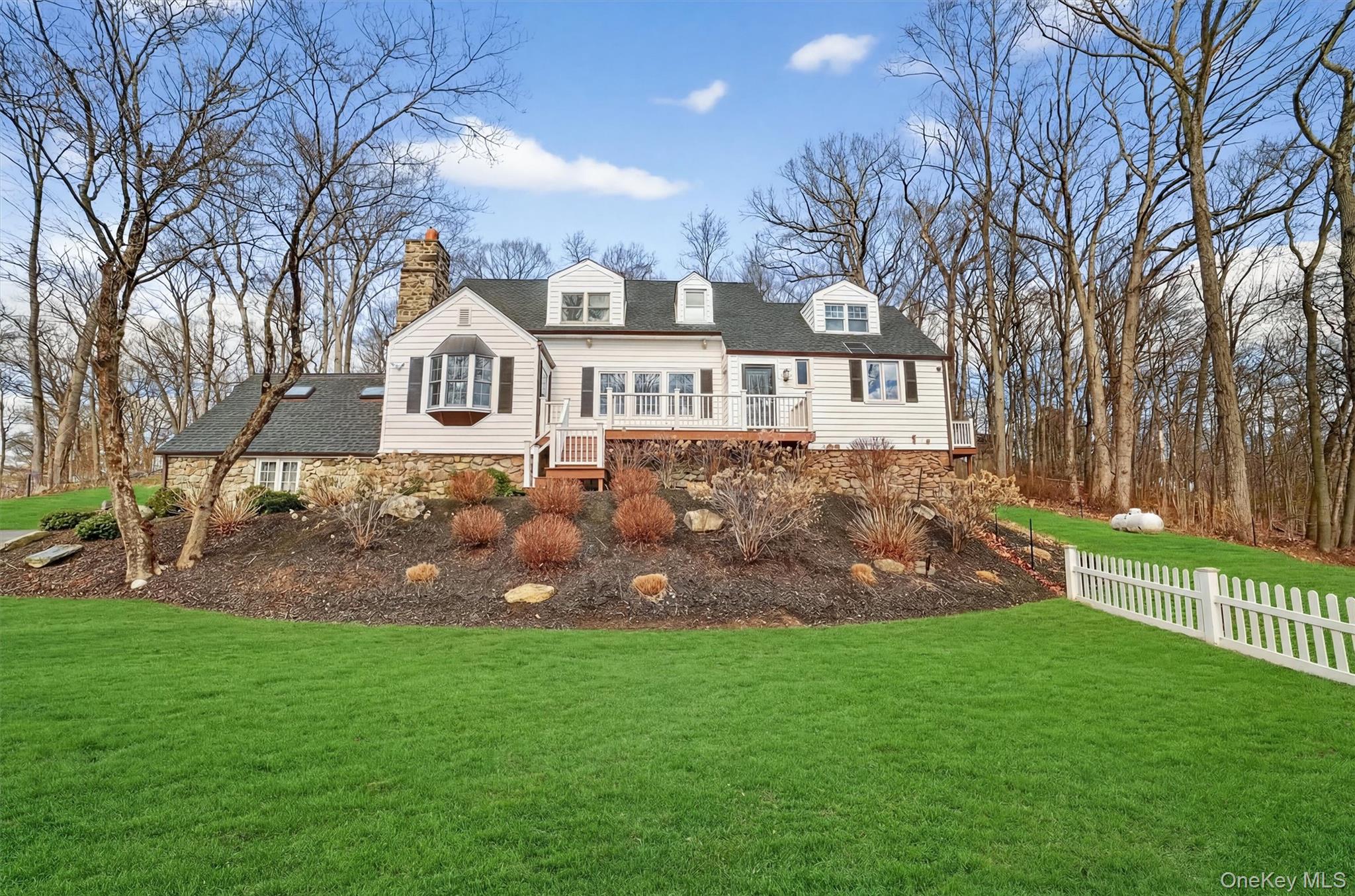 #2 photo, 69 Locust Avenue, Cortlandt Manor , NY 10567