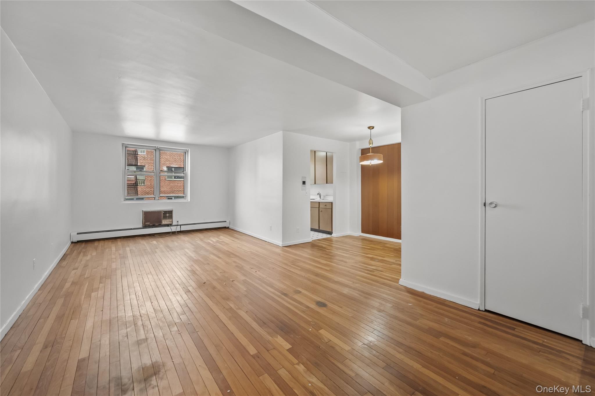 #2 photo, 119 E Hartsdale Avenue, Hartsdale , NY 10530