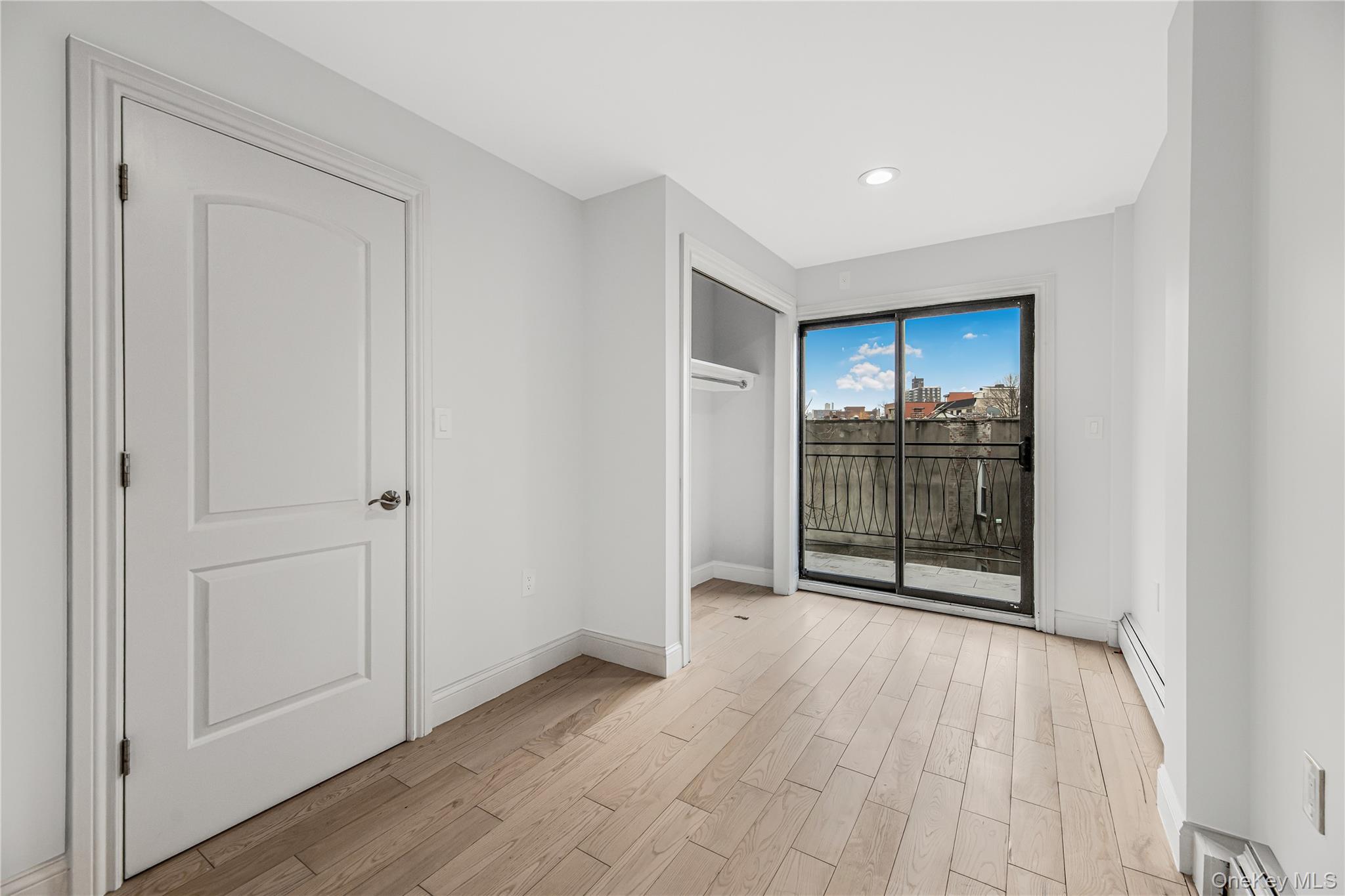 #12 photo, 3067 Williamsbridge Road, Bronx , NY 10467