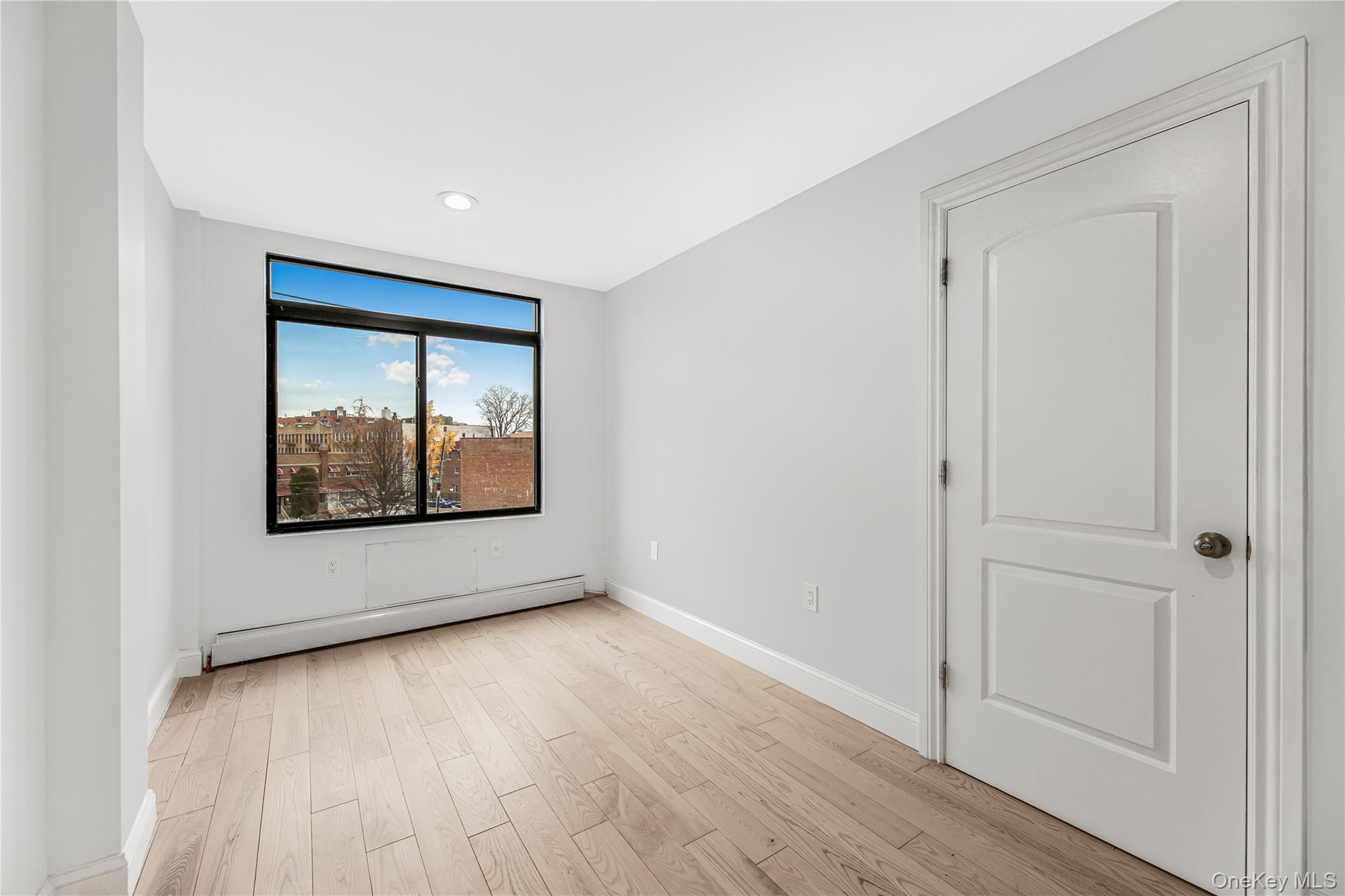 #13 photo, 3067 Williamsbridge Road, Bronx , NY 10467