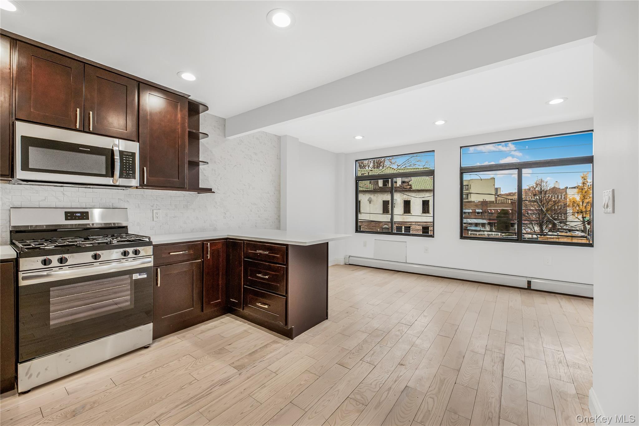 #5 photo, 3067 Williamsbridge Road, Bronx , NY 10467