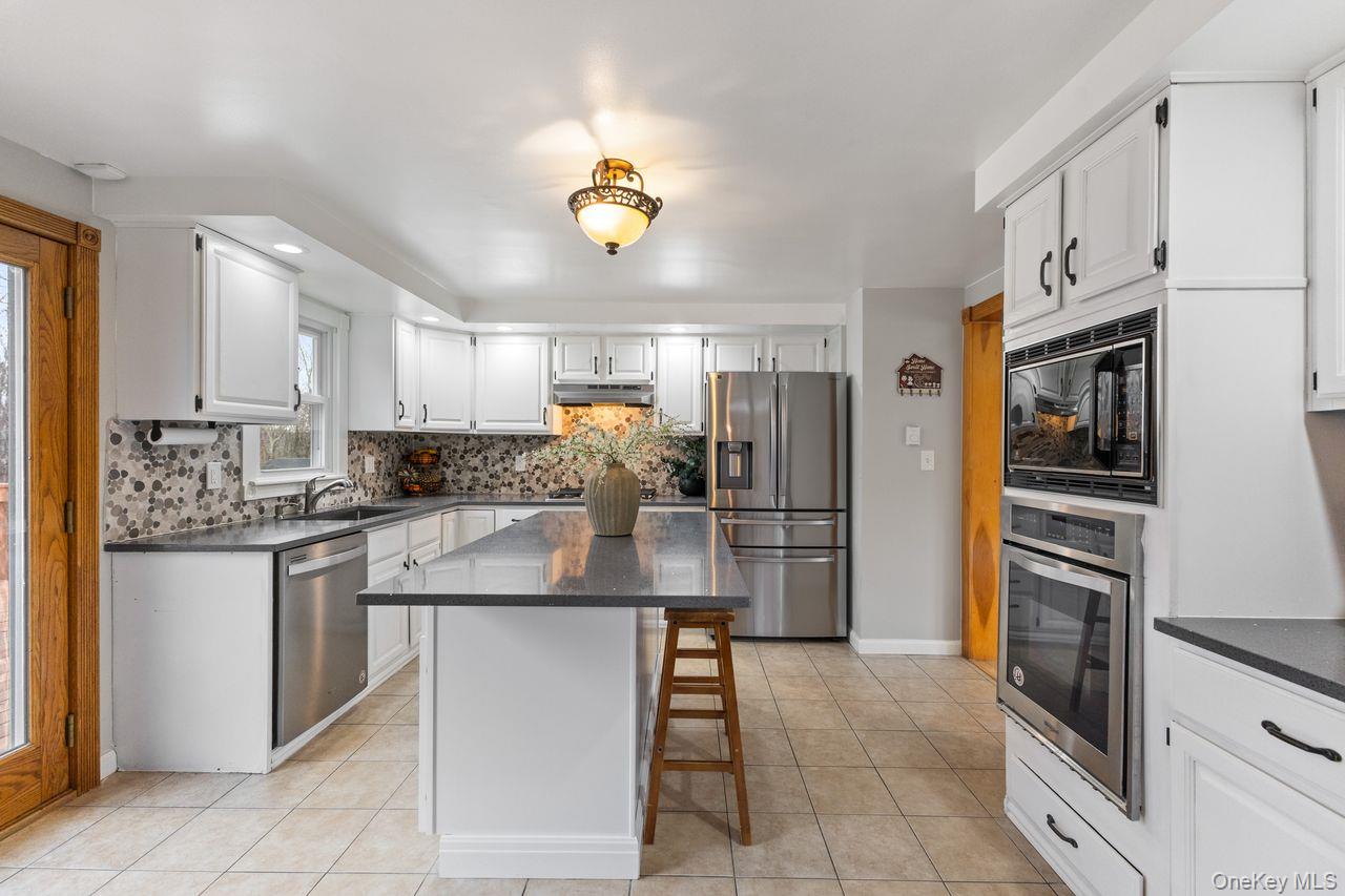 #2 photo, 4 Stonewall Farm Road, Mahopac , NY 10541