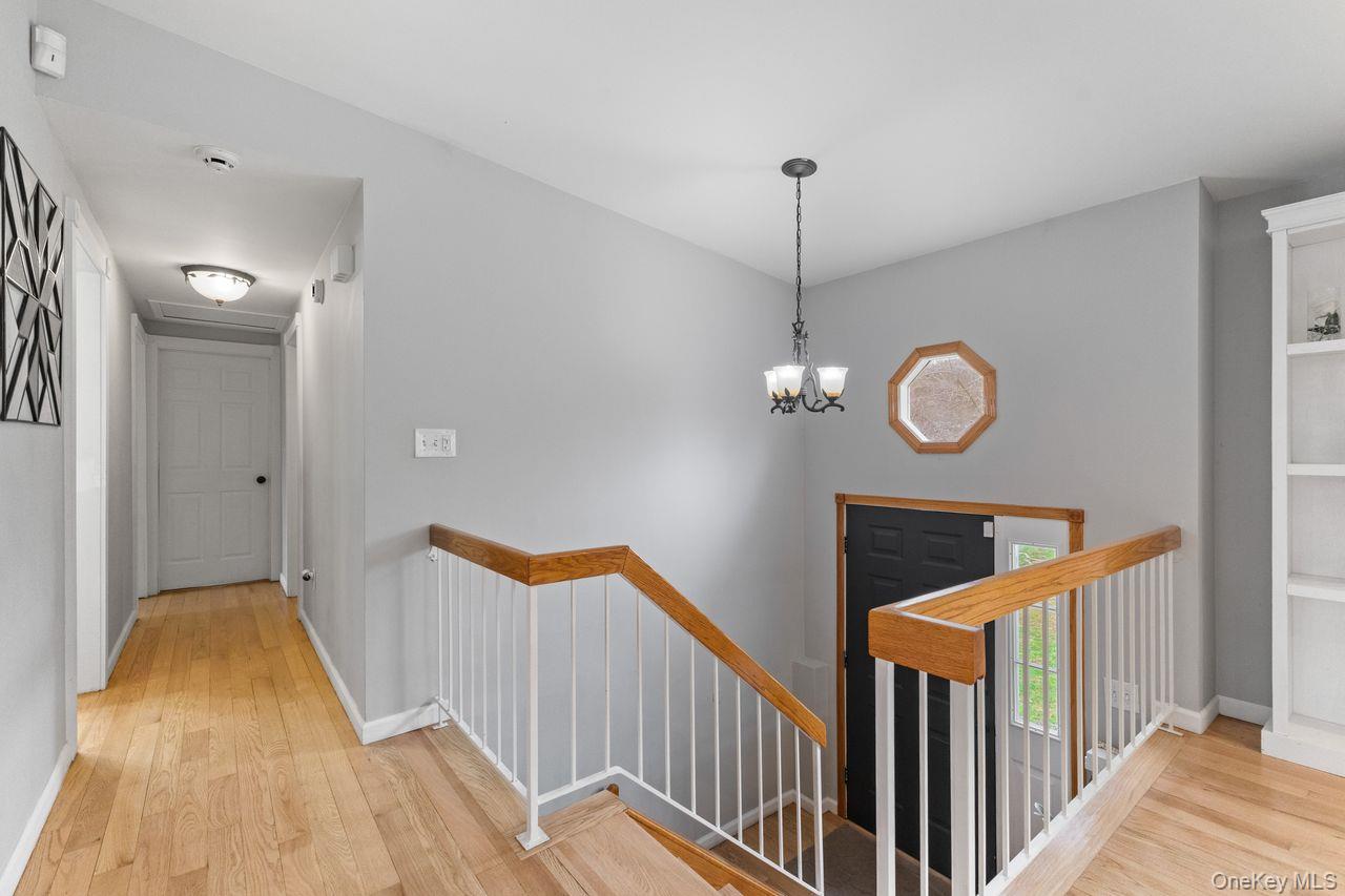 #6 photo, 4 Stonewall Farm Road, Mahopac , NY 10541