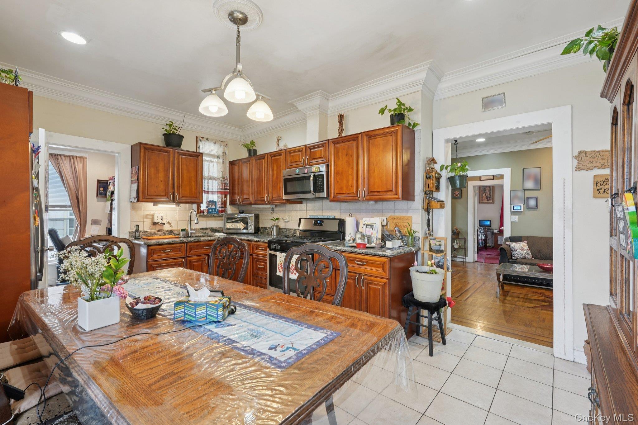 #12 photo, 39 N 10th Avenue, Mount Vernon , NY 10550