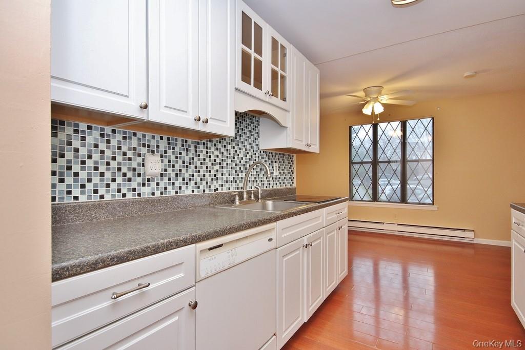 #4 photo, 362 Sierra Vista Lane, Valley Cottage , NY 10989