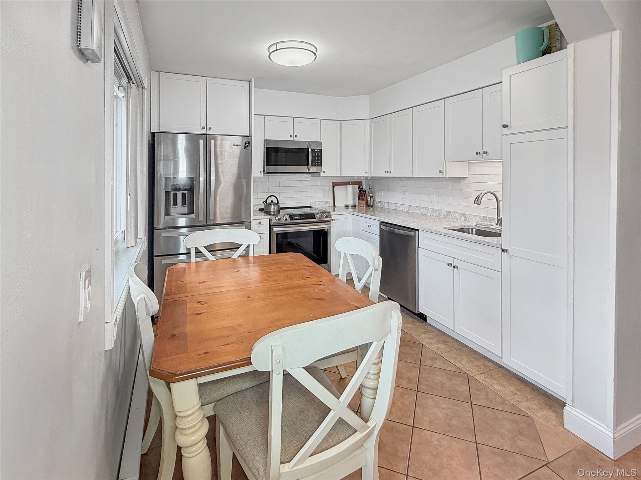 #2 photo, 5608 Chelsea Cove, Hopewell Junction , NY 12533