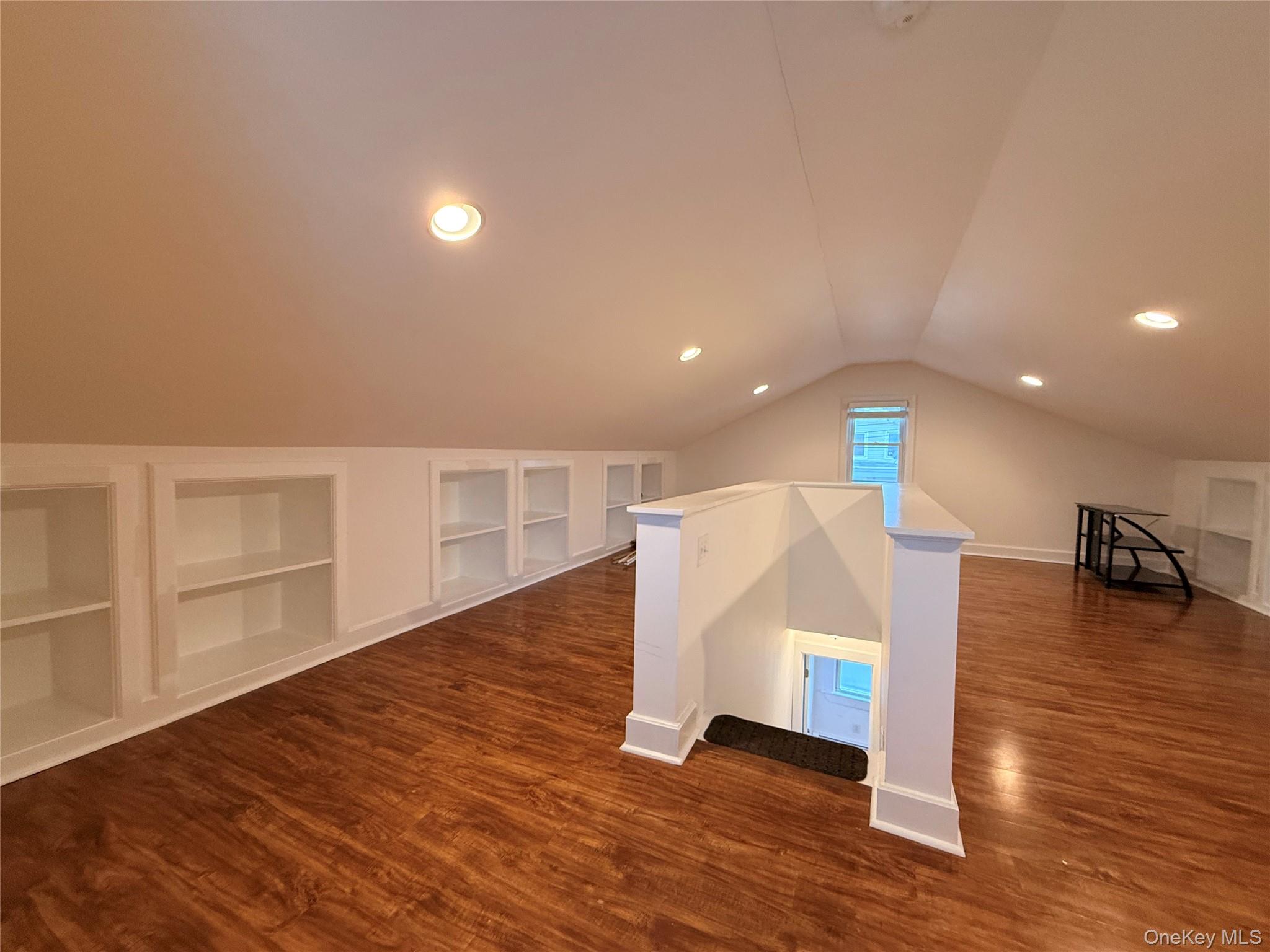 #14 photo, 35 East Avenue, Middletown , NY 10940