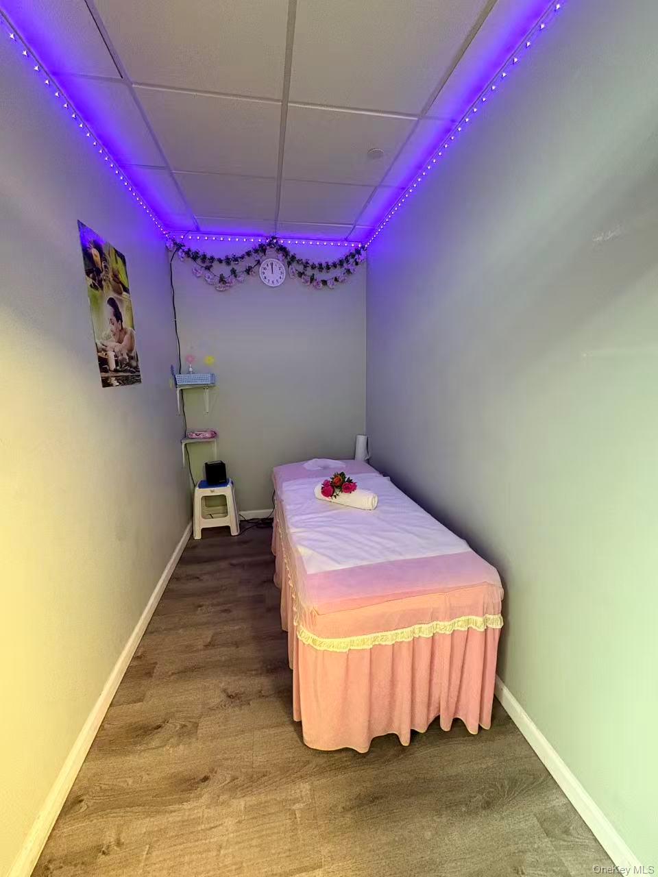 #8 photo, 15048 14th Avenue, Whitestone , NY 11357