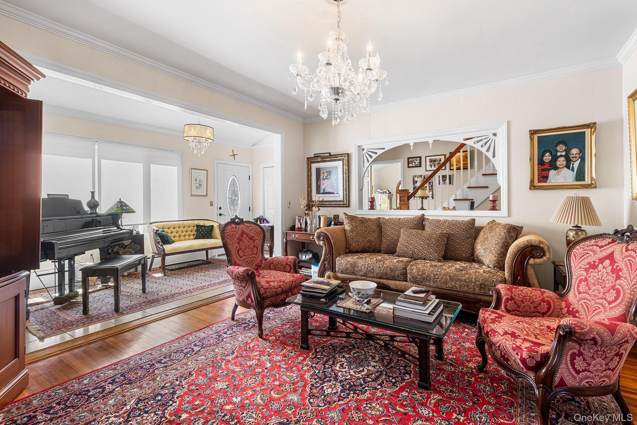 #4 photo, 46 Riggs Place, Locust Valley , NY 11560