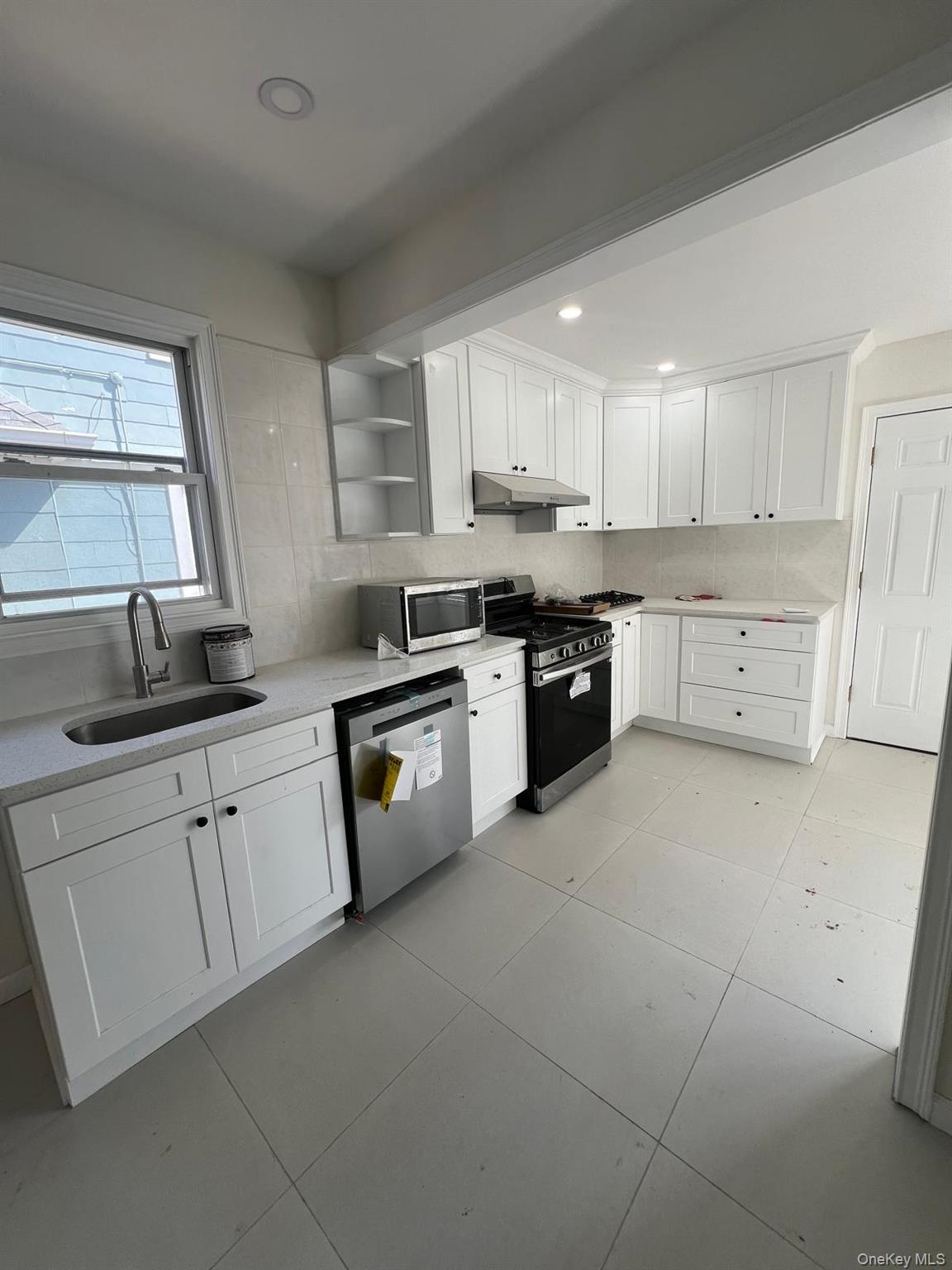 #12 photo, 3820 Sedgwick Avenue, Bronx , NY 10463