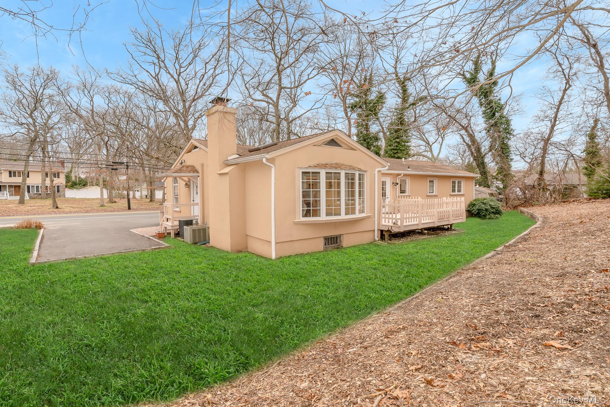 #8 photo, 263 N Country Road, מחוז סאפוק Smithtown , NY 11787