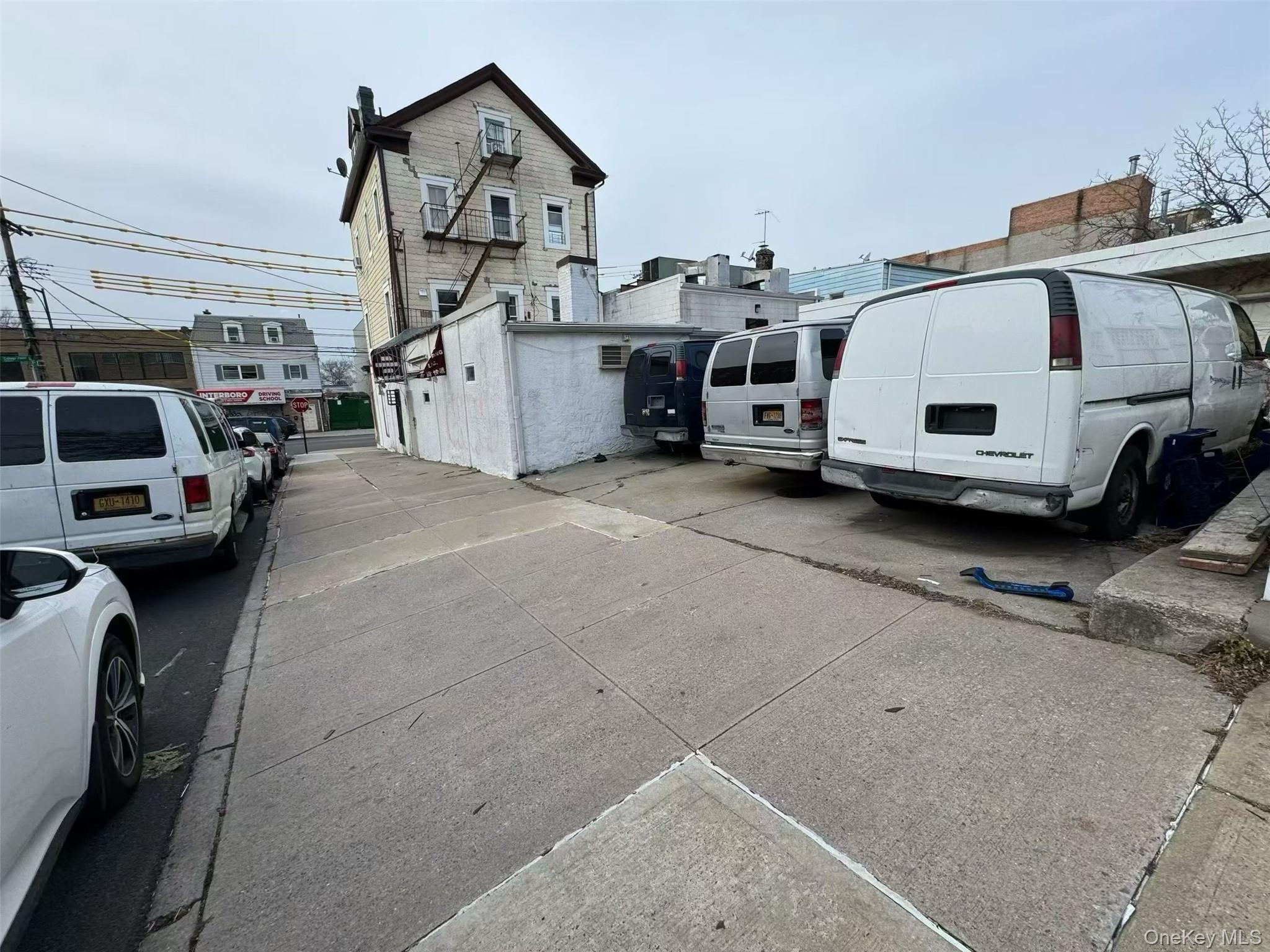 #3 photo, 20-23 College Point Boulevard, Flushing , NY 11356