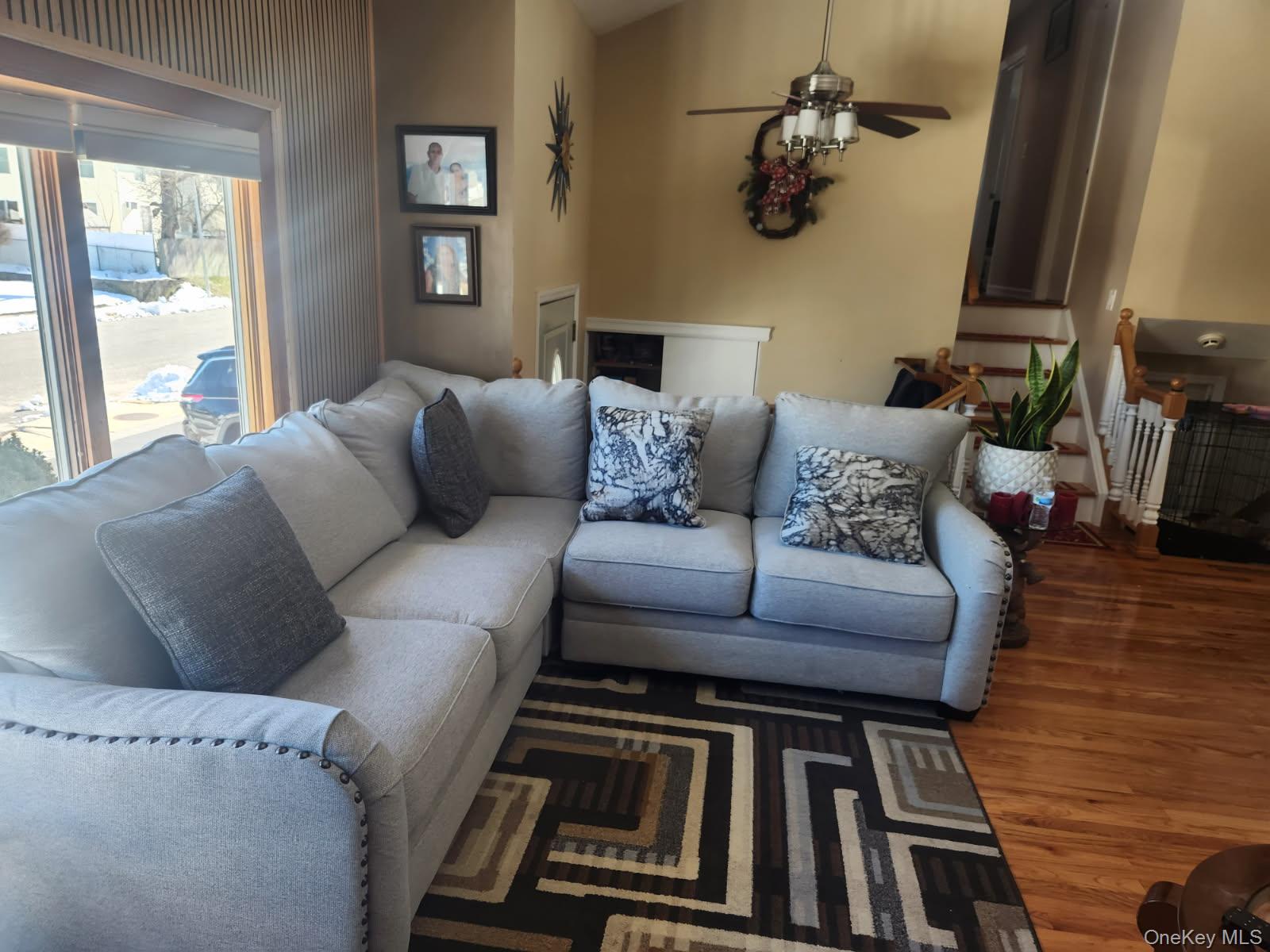 #4 photo, 160 Bark Avenue, מחוז סאפוק Central Islip , NY 11722