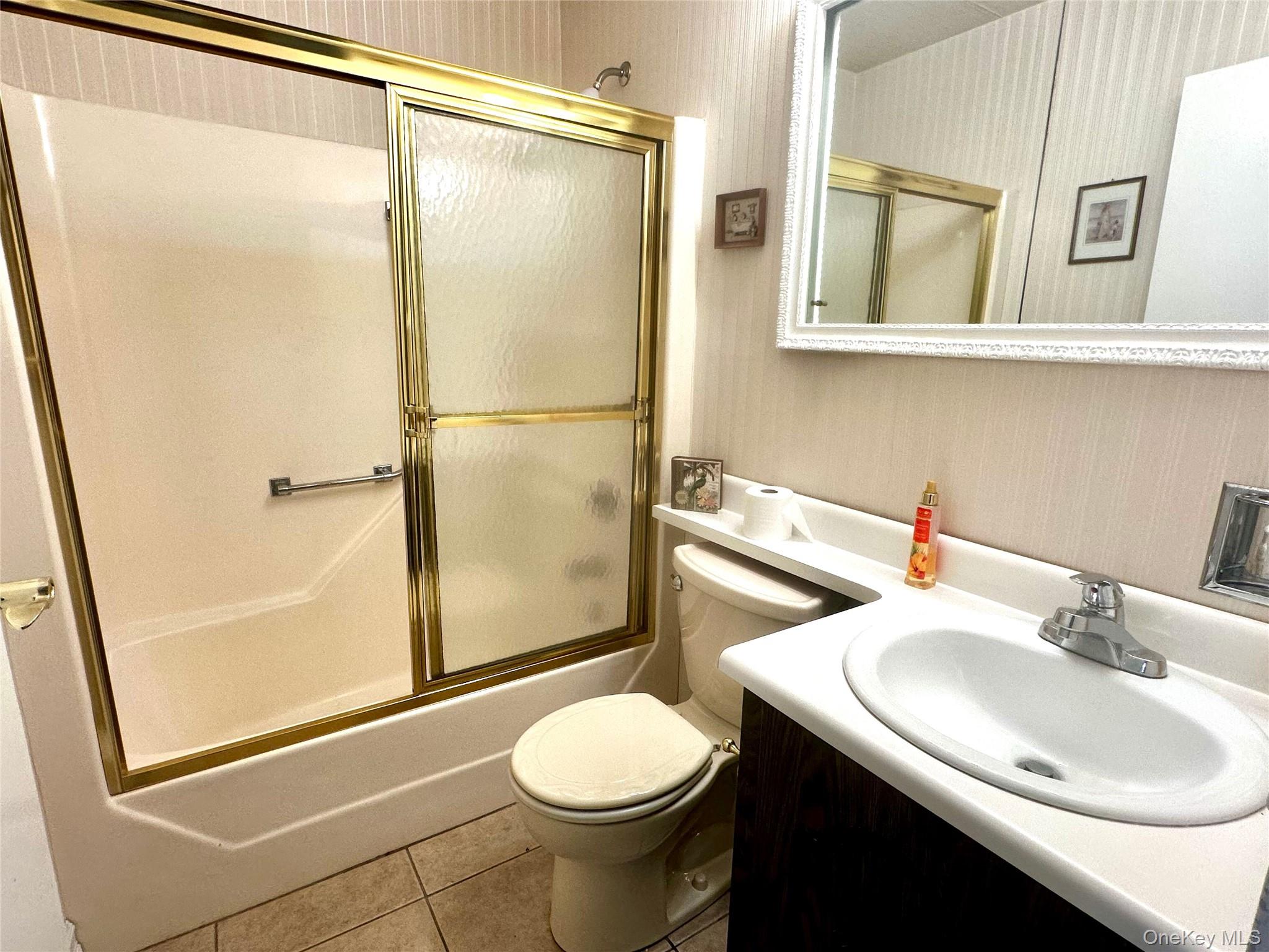 #11 photo, 42 Freemont Lane, Coram , NY 11727