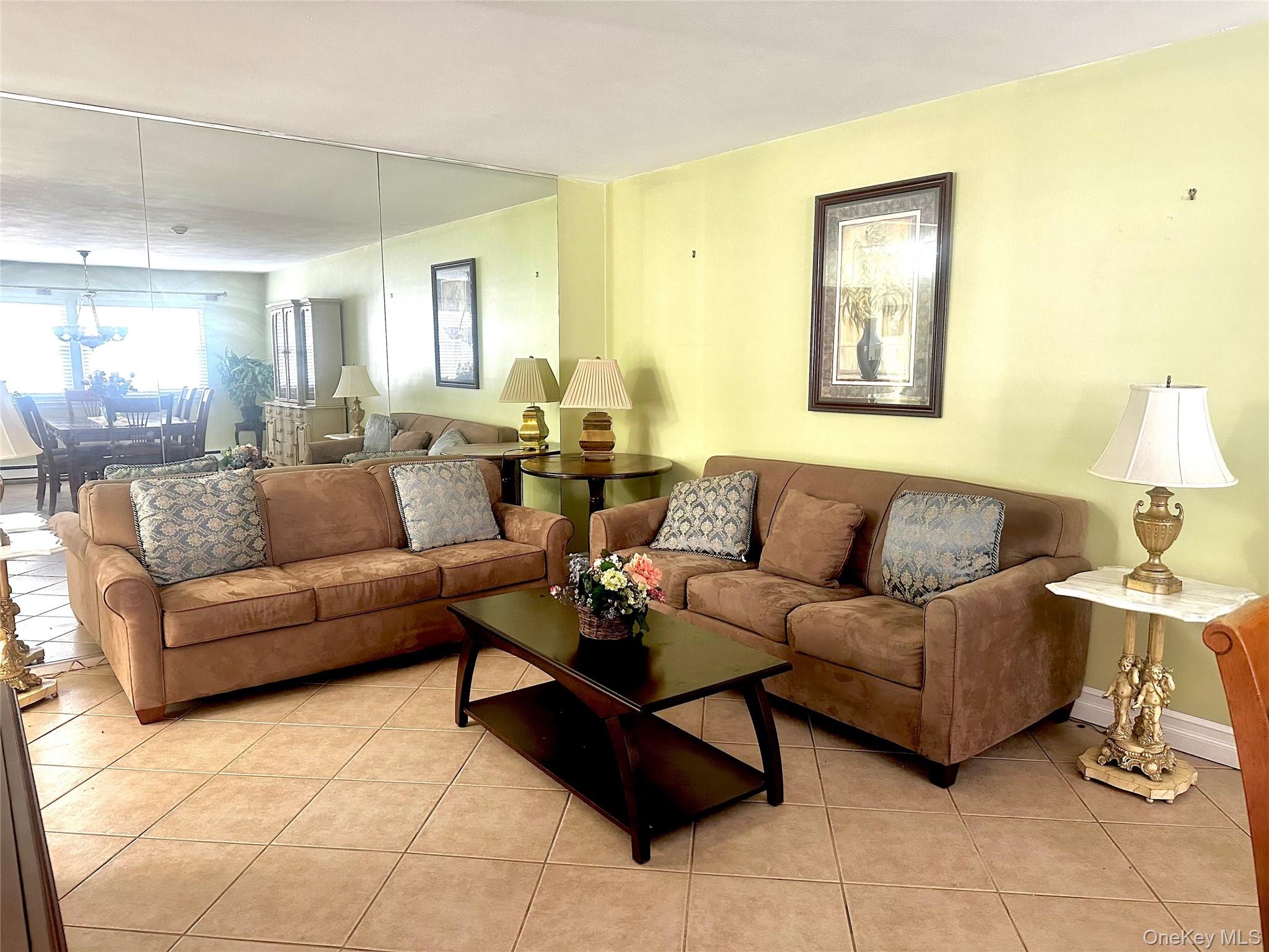 #4 photo, 42 Freemont Lane, Coram , NY 11727