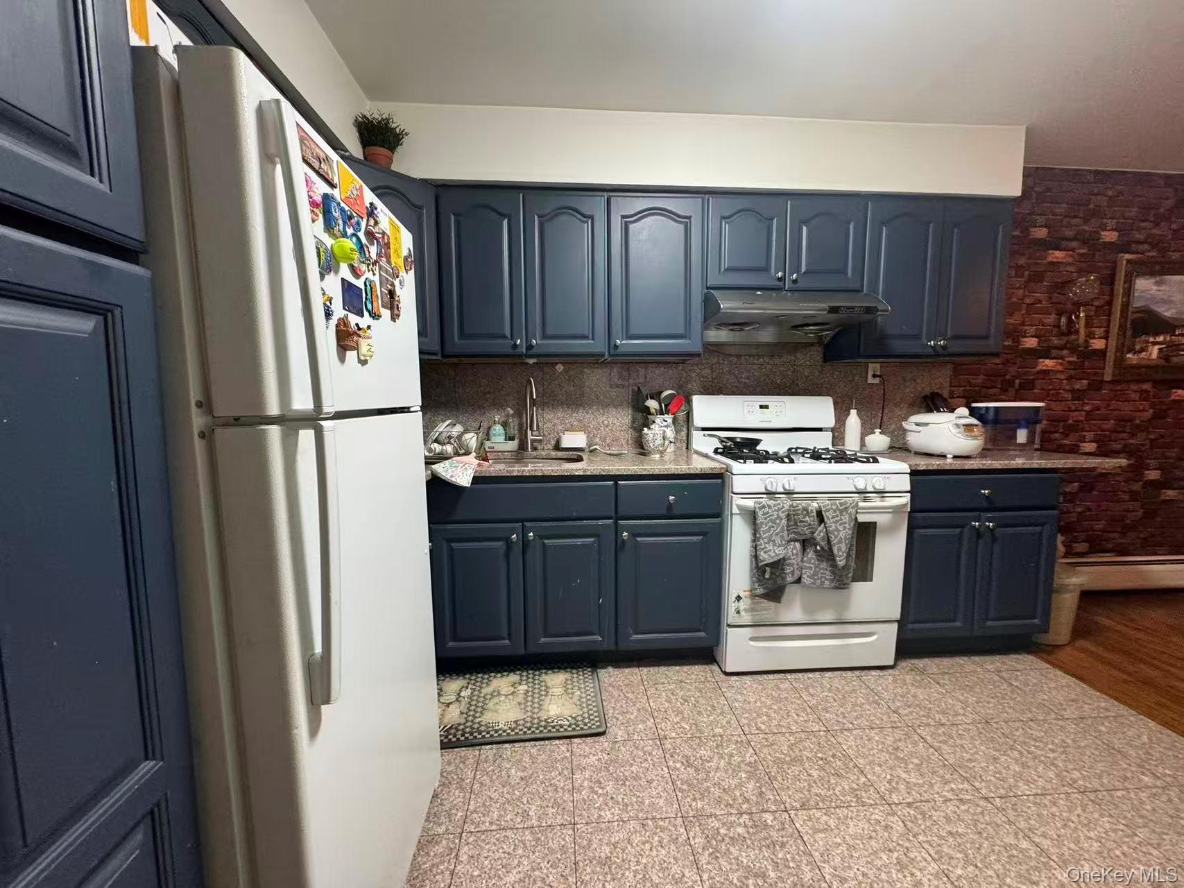 #9 photo, 43-28 55th Street, Woodside , NY 11377