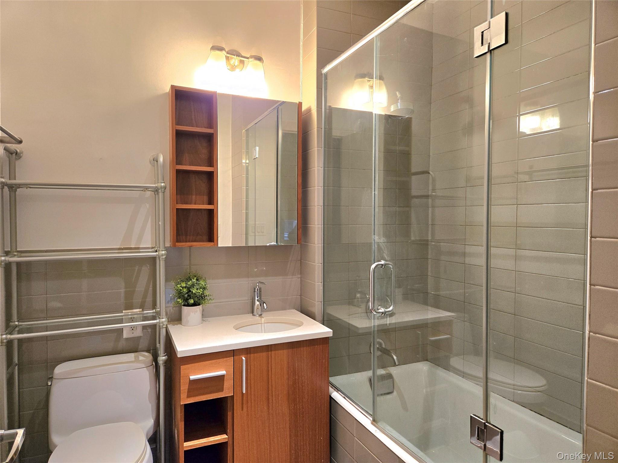 #15 photo, 140-21 32nd Avenue, Flushing , NY 11354