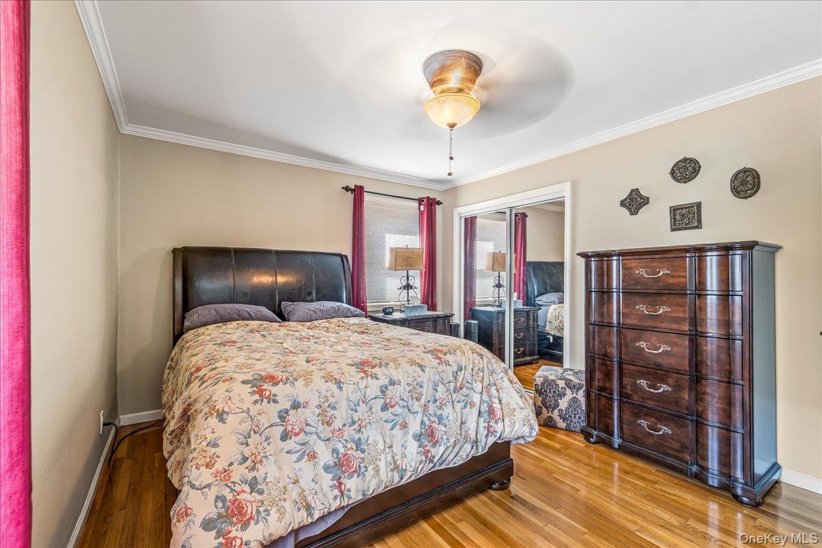 #8 photo, 15-49 160th Street, Whitestone , NY 11357