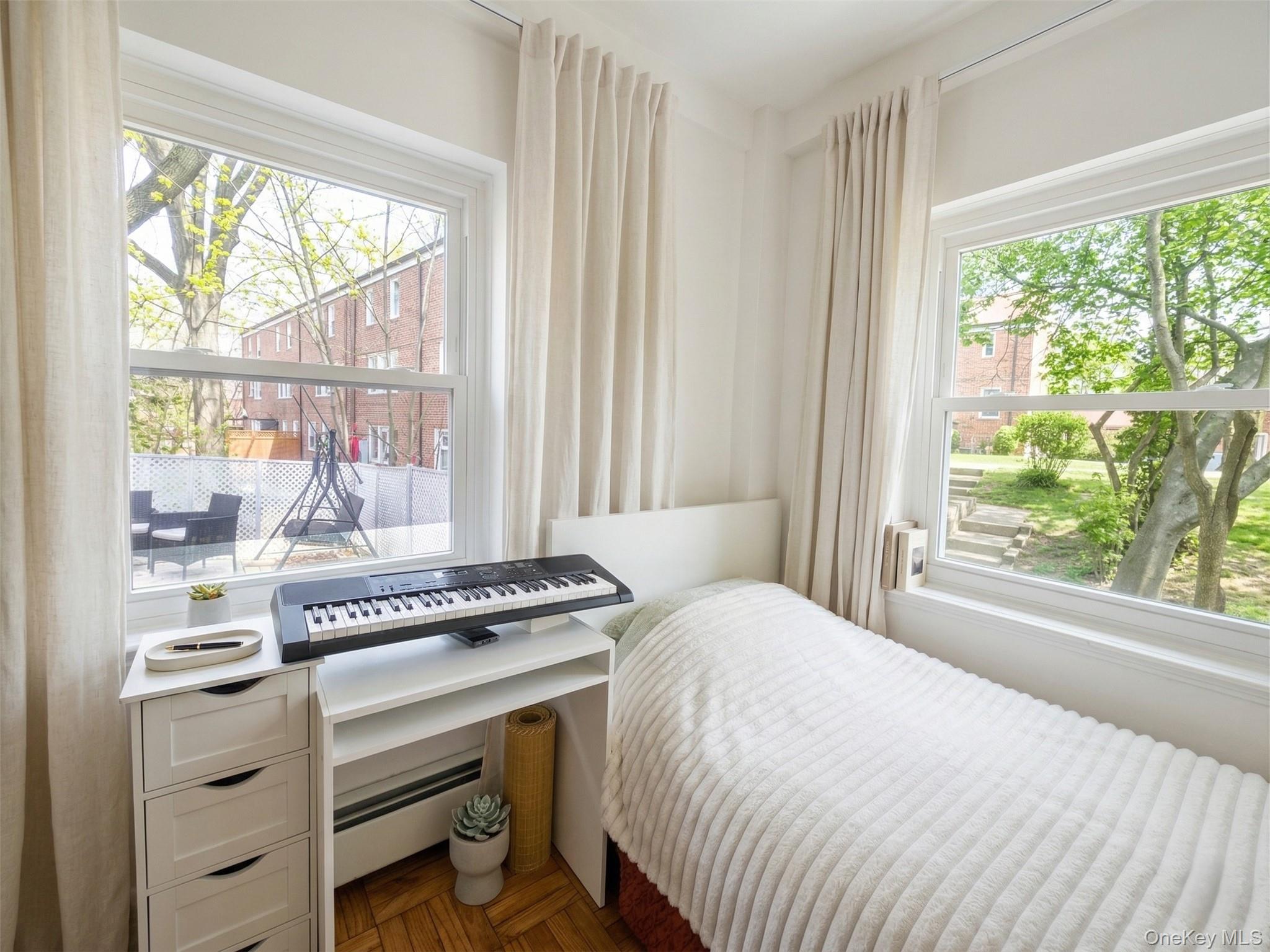 #7 photo, 147-15 Village, Briarwood , NY 11435