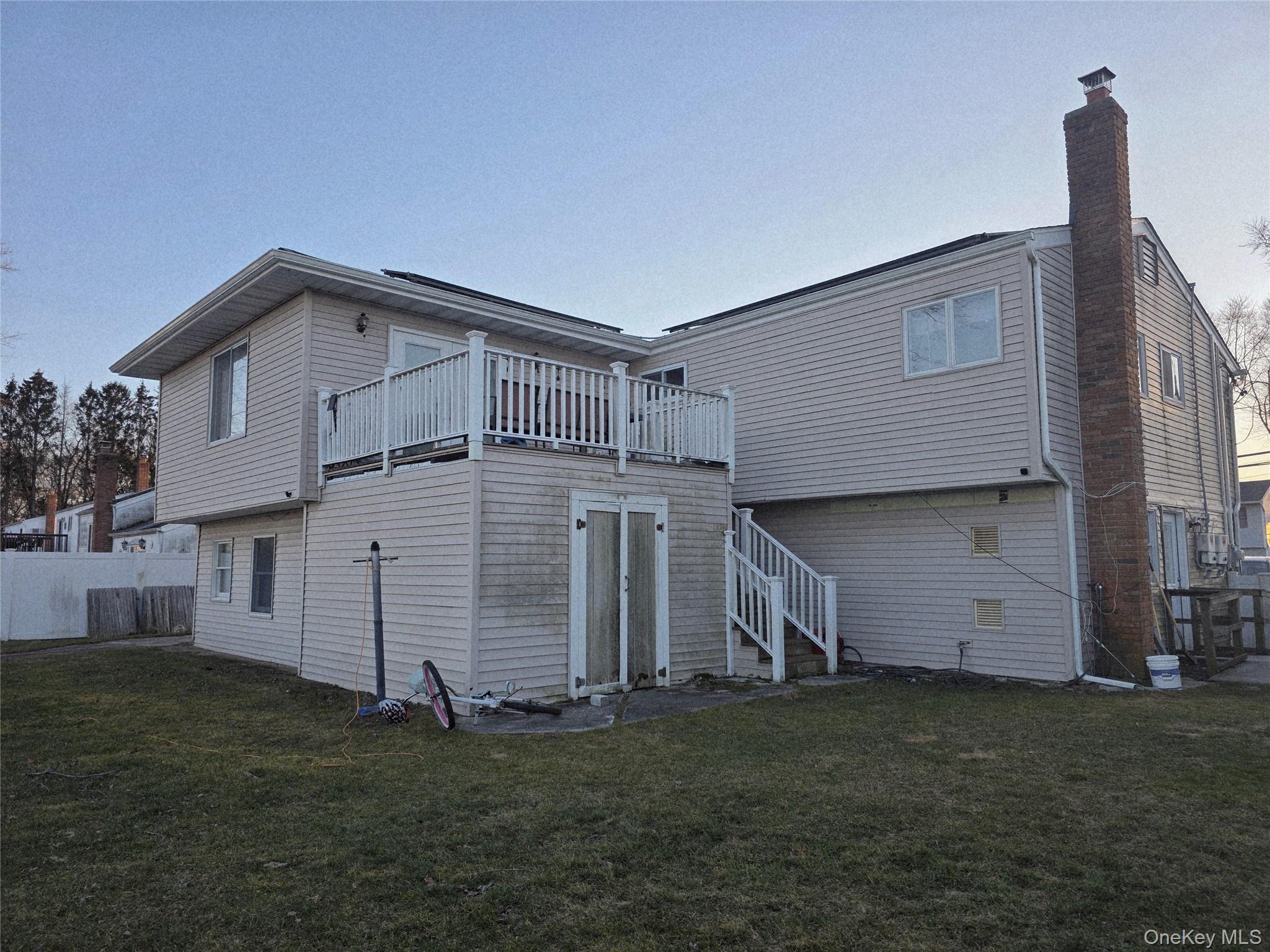 #4 photo, 98 Andrew Avenue, מחוז סאפוק Islip Terrace , NY 11752