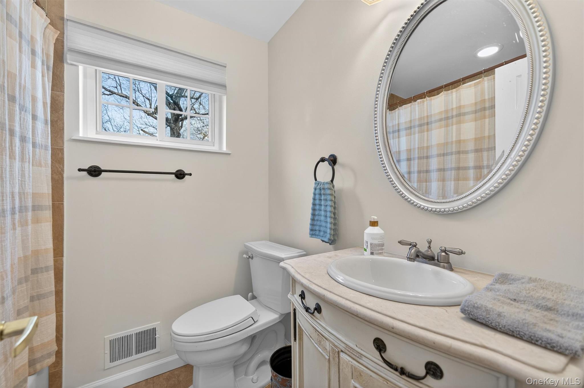 #20 photo, New City, New City , NY 10956