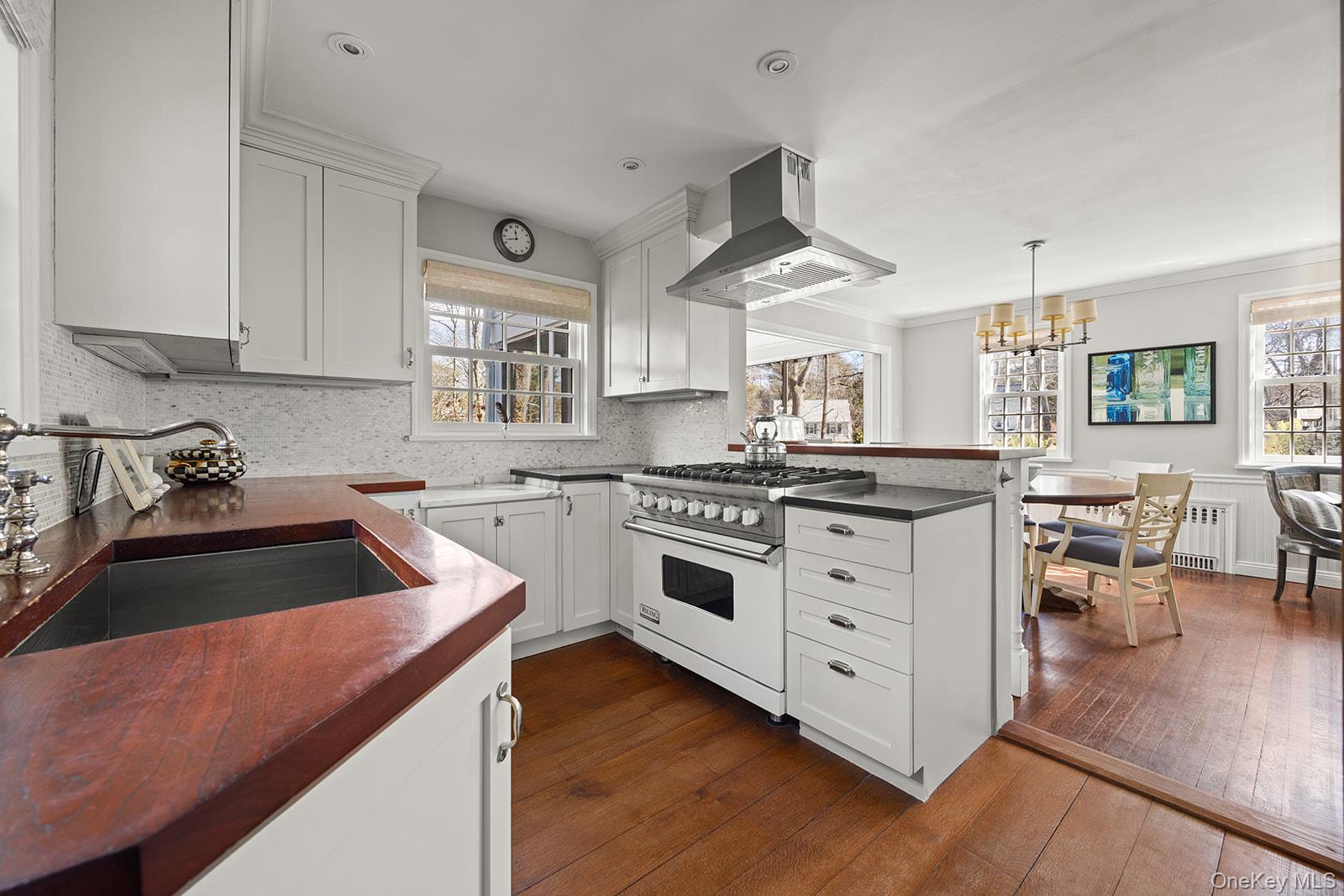 #8 photo, 147 Valley Stream Road, Larchmont , NY 10538