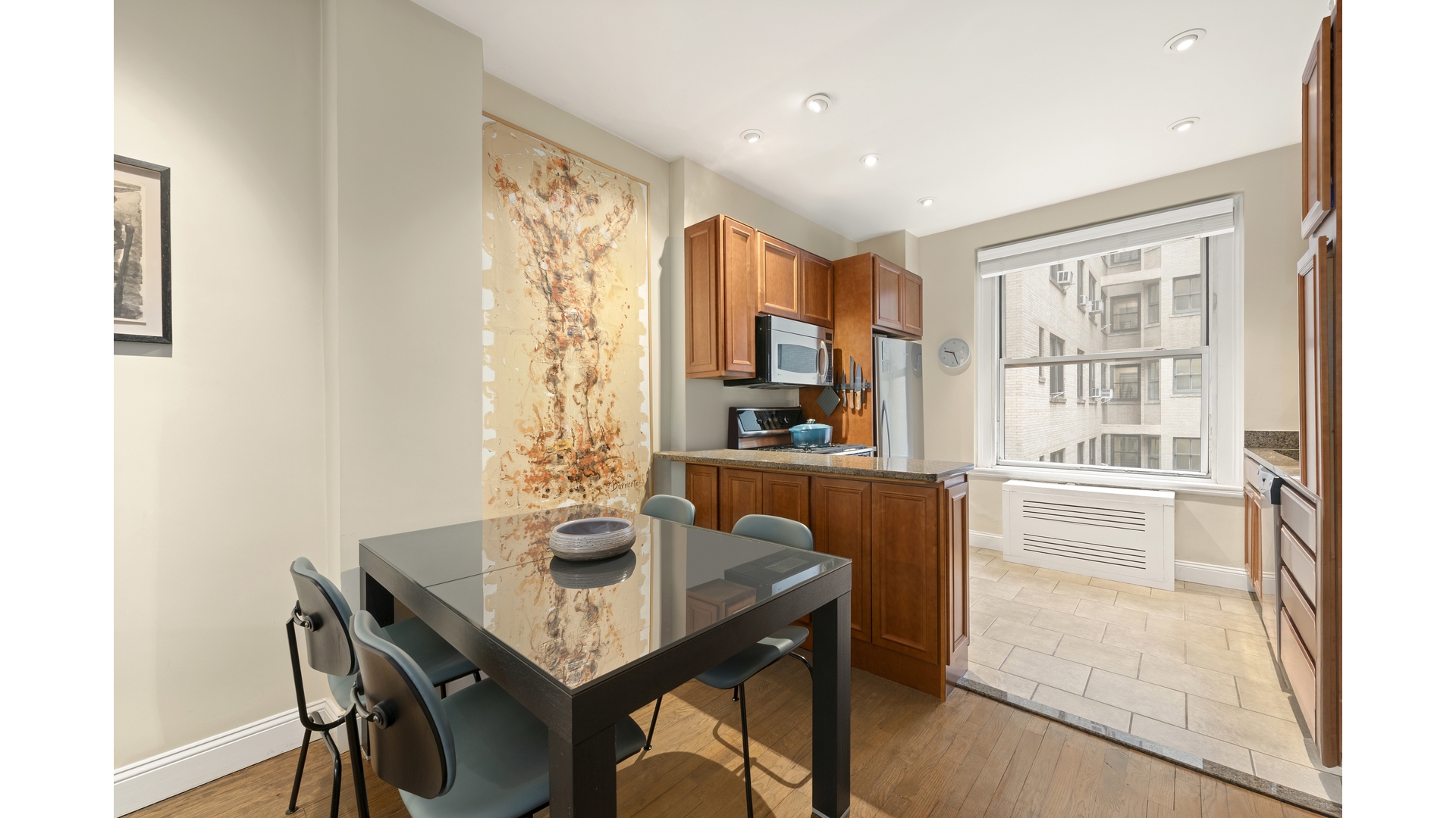 #4 photo, 66 MADISON Avenue, NoMad , NY 10016