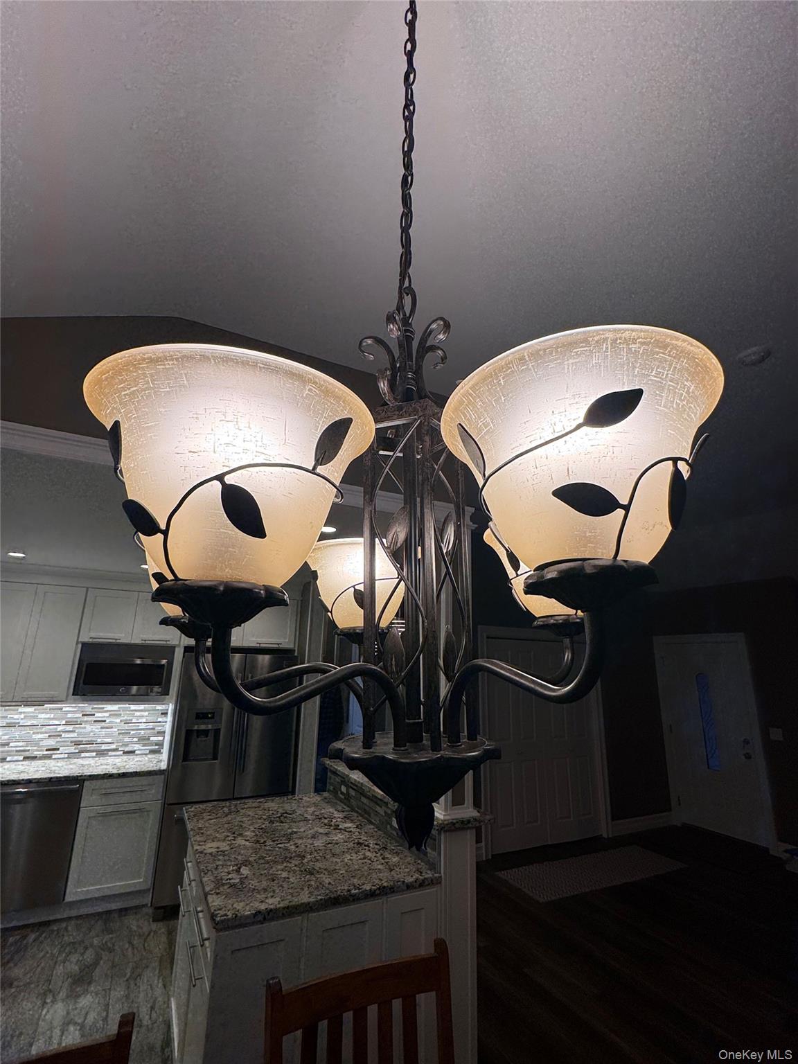 #18 photo, 33 Bass Court, Manorville , NY 11949