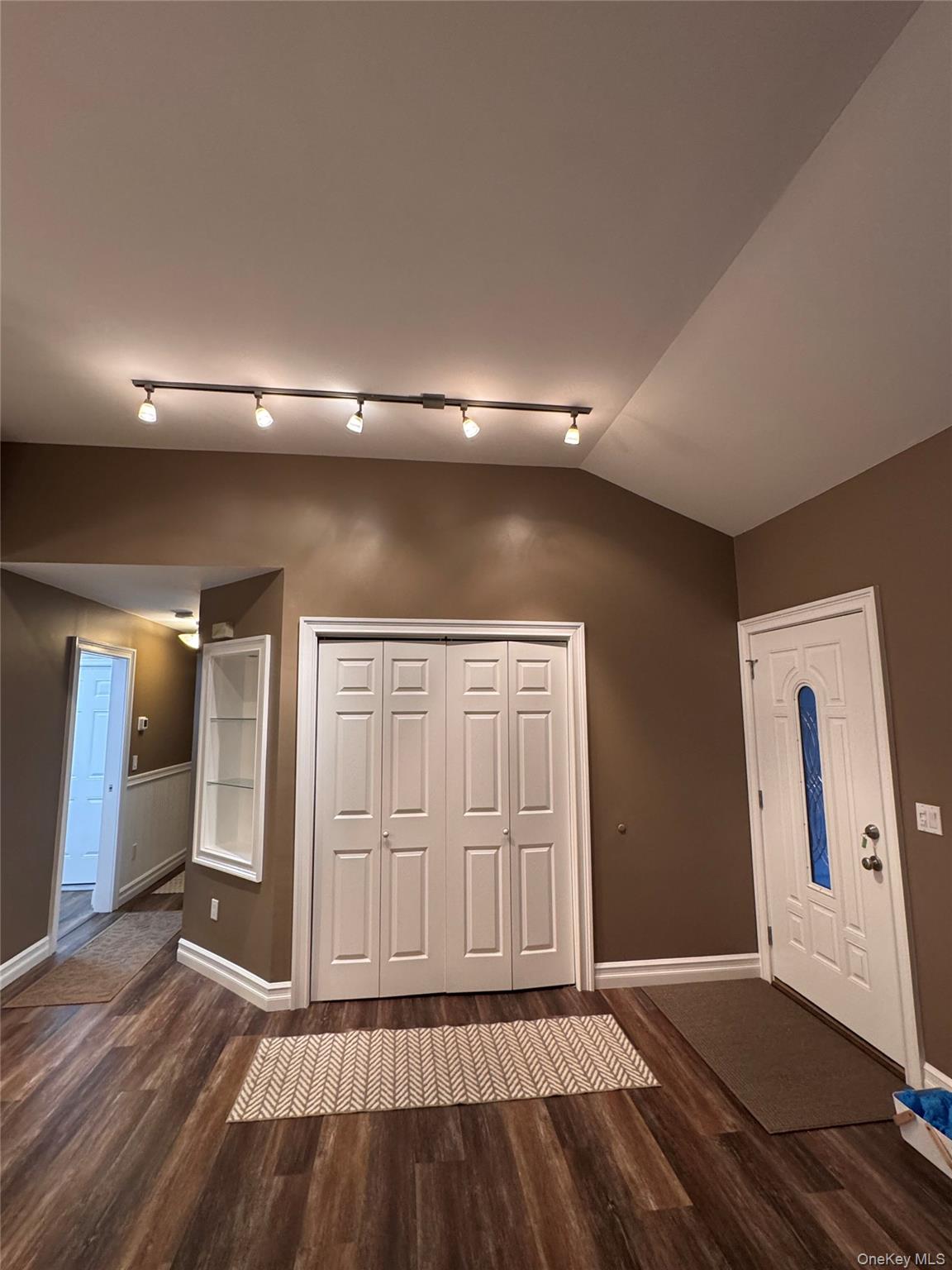 #6 photo, 33 Bass Court, Manorville , NY 11949