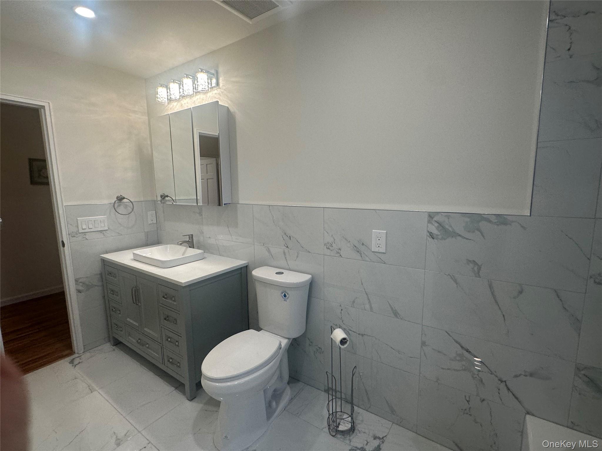 #13 photo, 12 Parkdale Drive, Farmingdale , NY 11735