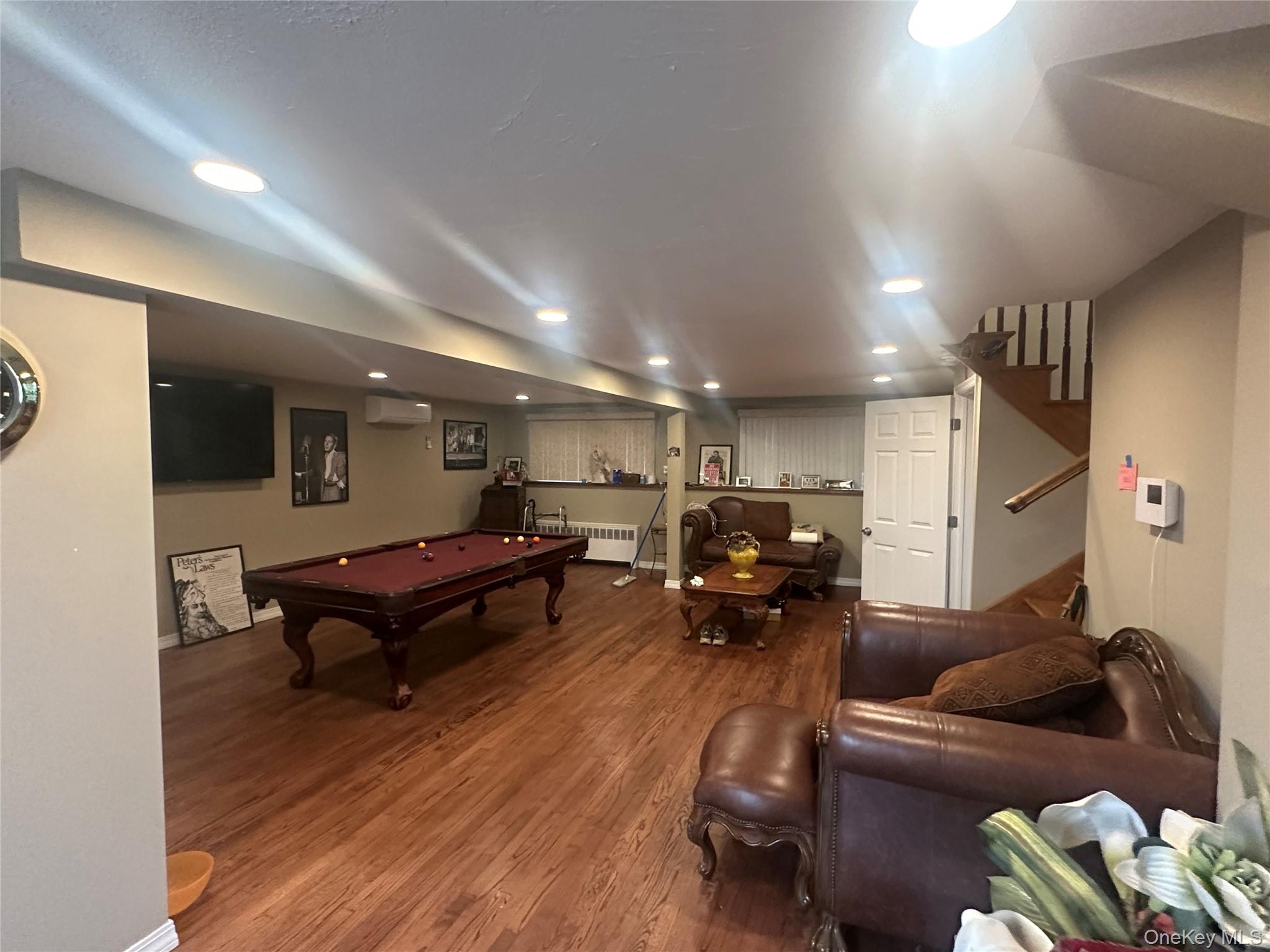 #18 photo, 12 Parkdale Drive, Farmingdale , NY 11735