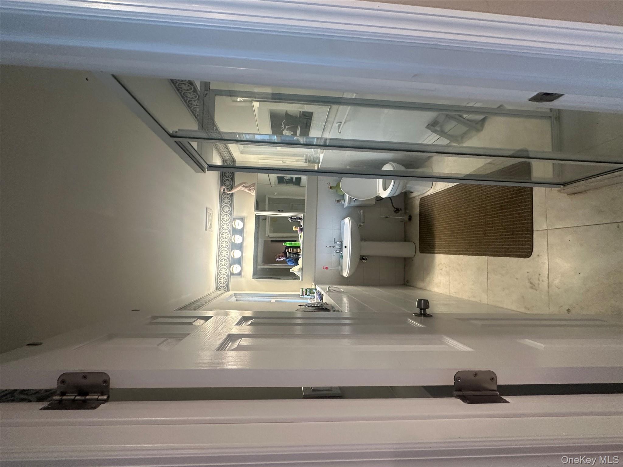 #19 photo, 12 Parkdale Drive, Farmingdale , NY 11735