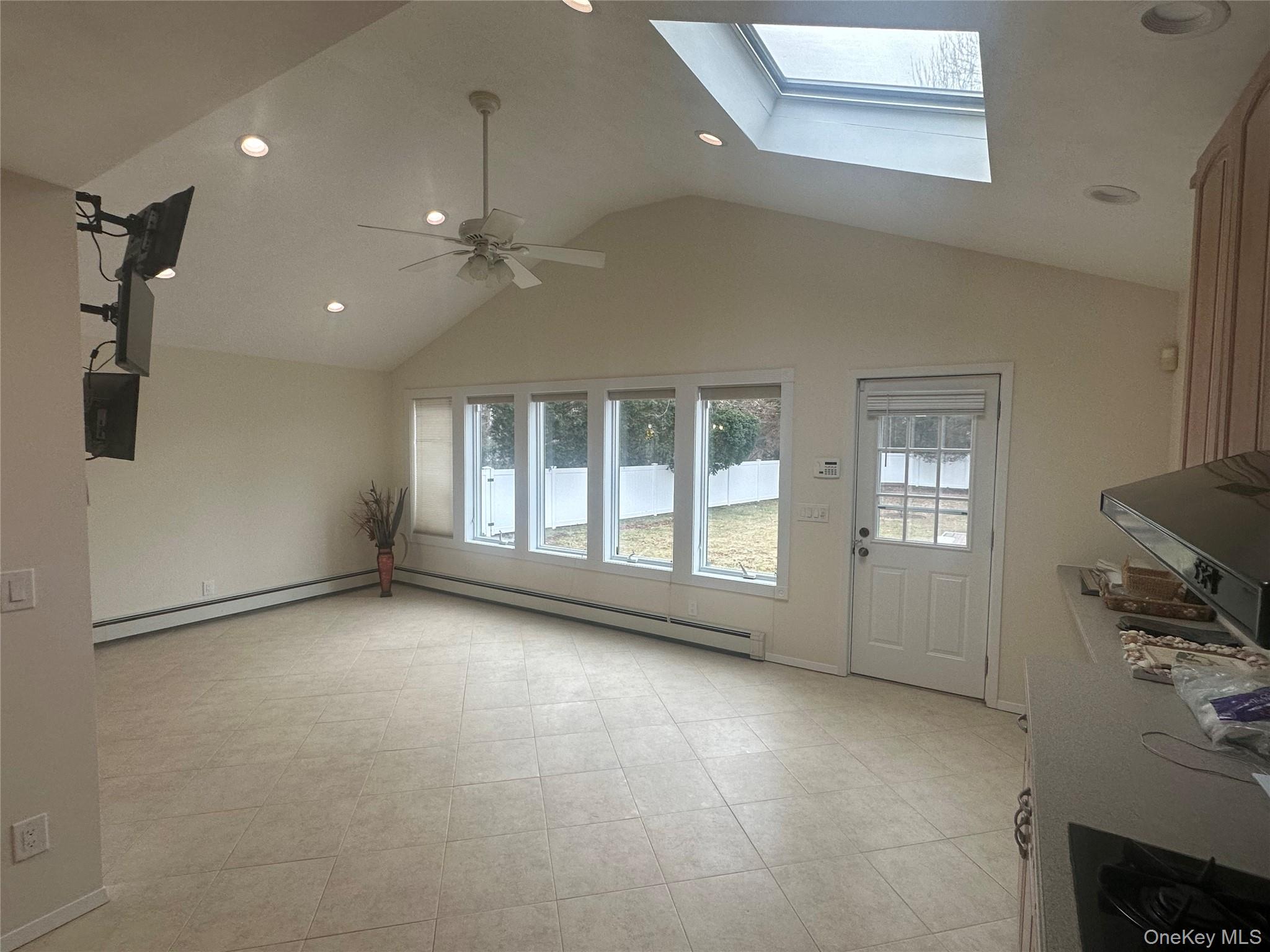 #3 photo, 12 Parkdale Drive, Farmingdale , NY 11735